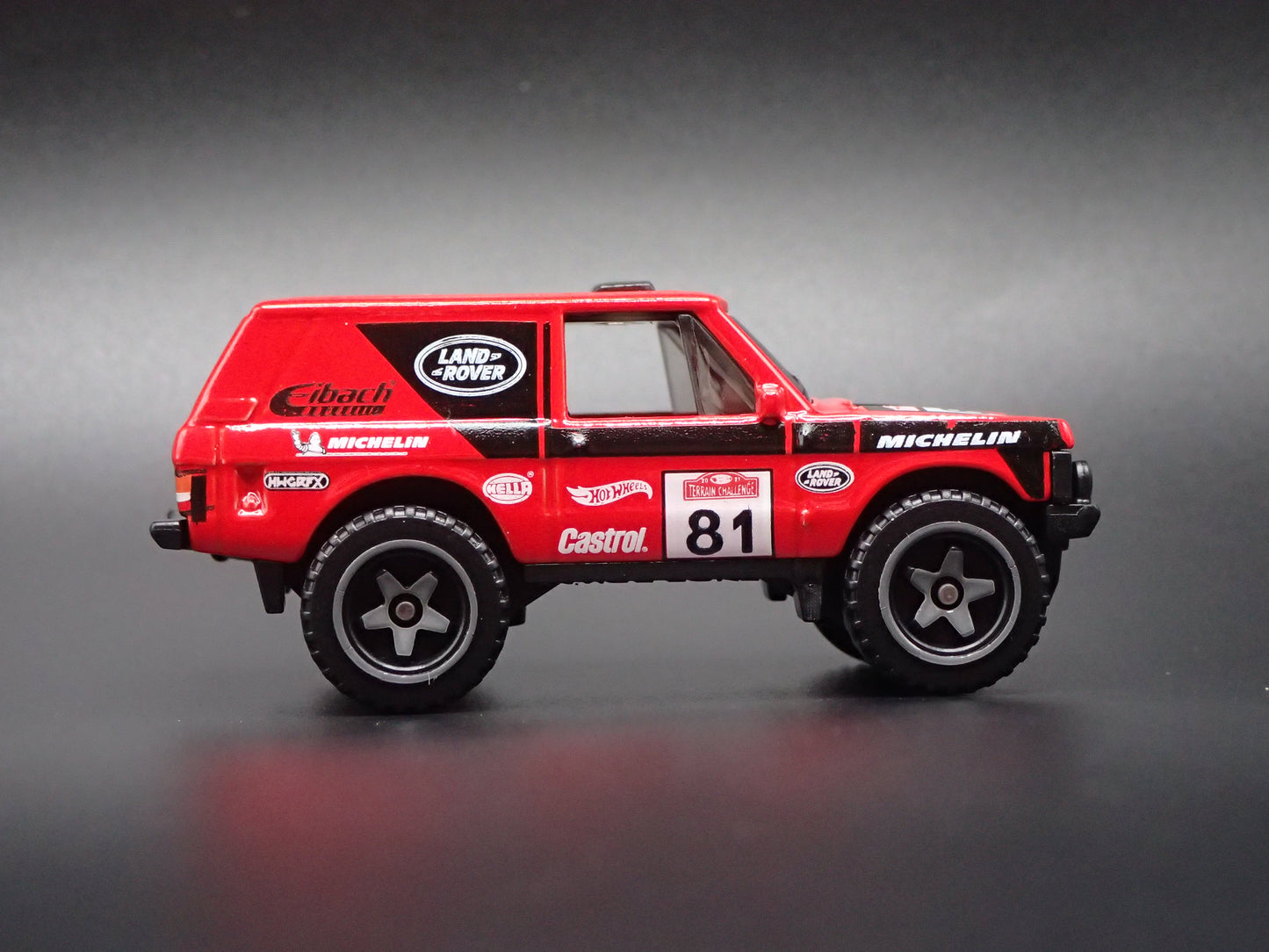 1970-1994 RANGE ROVER BAJA OFF ROAD RALLY  1/64 SCALE DIORAMA DIECAST MODEL CAR