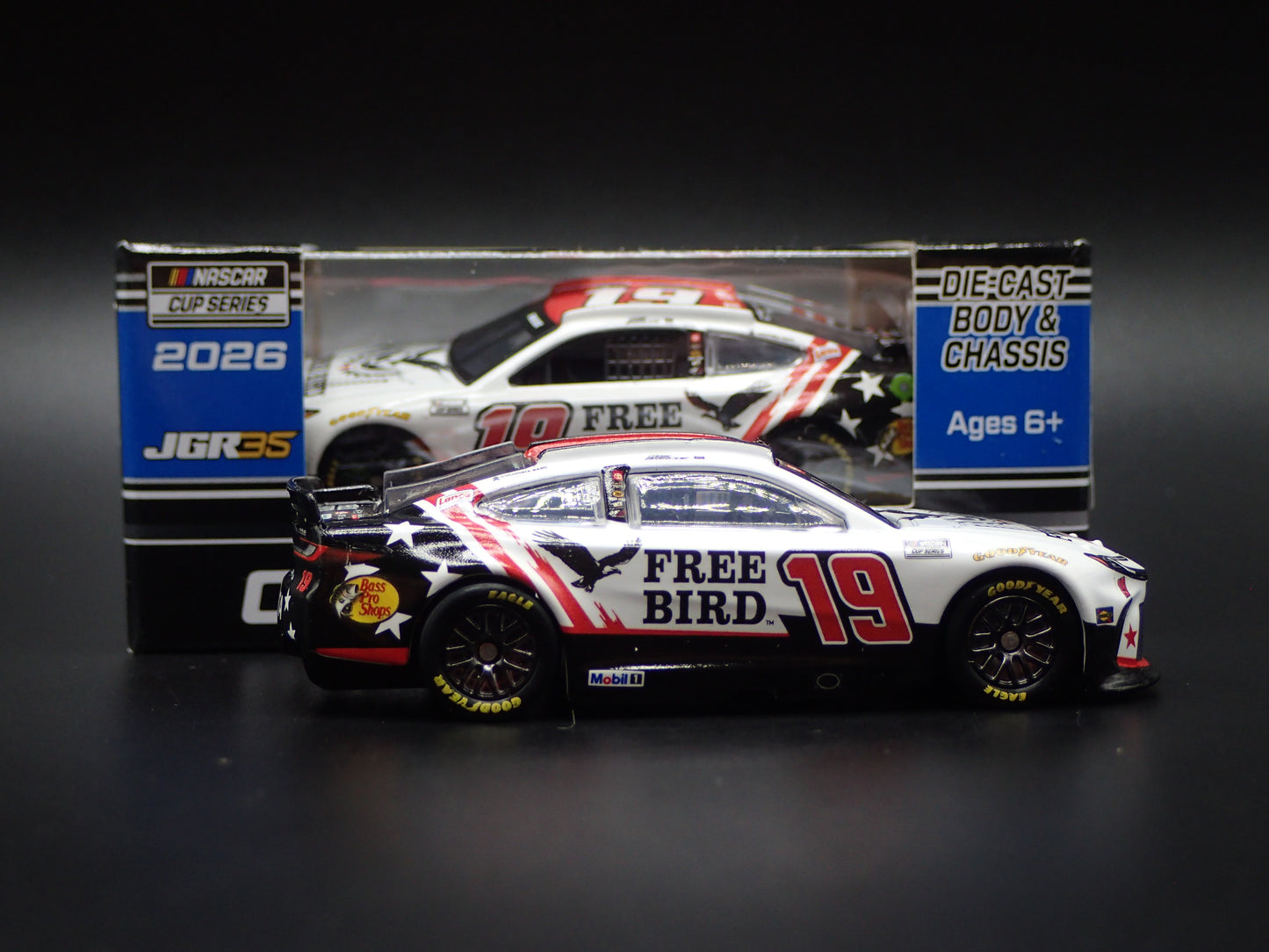 2026 TOYOTA CAMRY 19 CHASE BRISCOE FREE BIRD NASCAR 1:64 SCALE DIECAST MODEL CAR