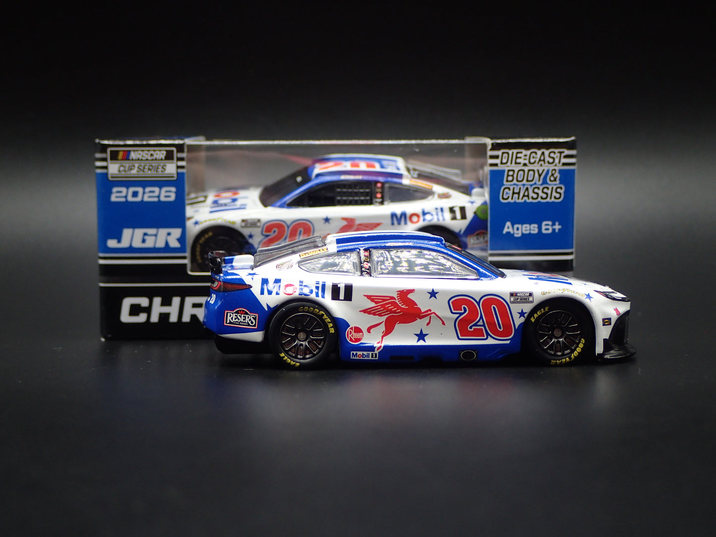 2026 TOYOTA CAMRY 20 CHRISTOPHER BELL MOBIL 1 NASCAR 1:64 SCALE DIECAST CAR