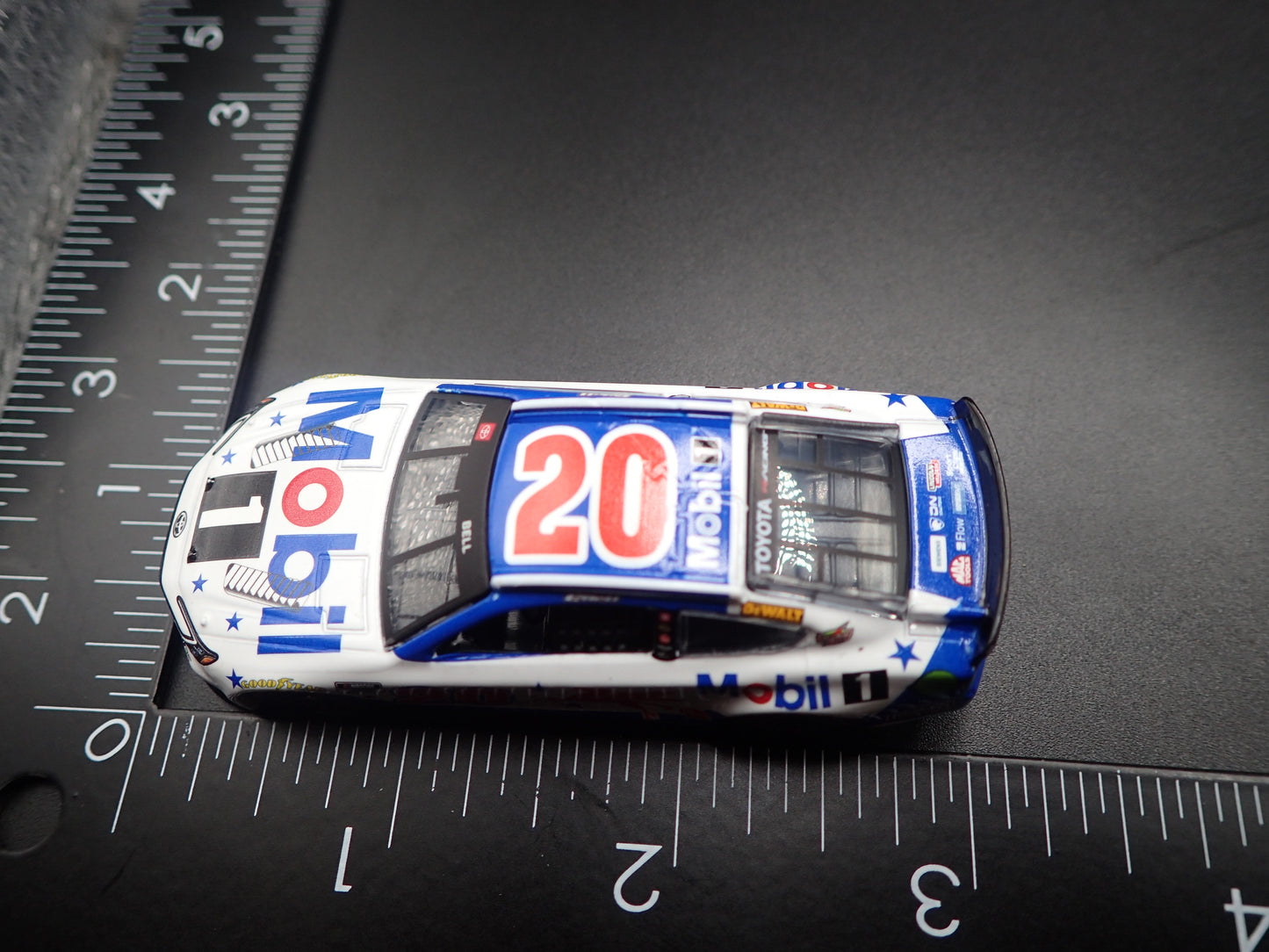 2026 TOYOTA CAMRY 20 CHRISTOPHER BELL MOBIL 1 NASCAR 1:64 SCALE DIECAST CAR