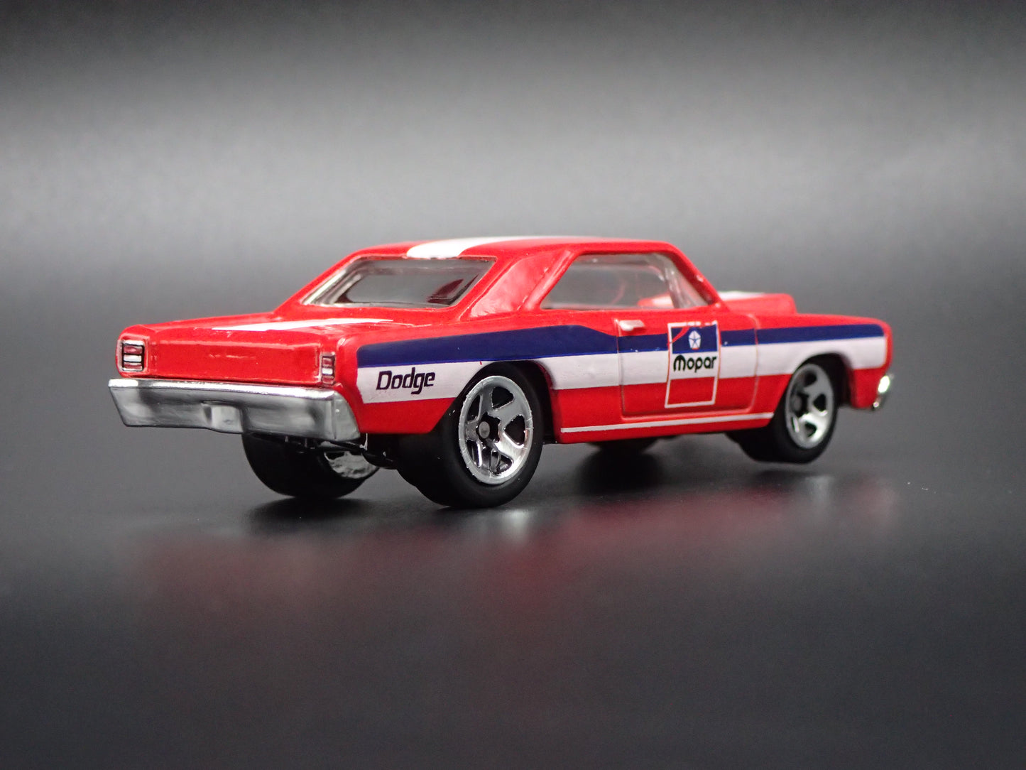 1968 68 DODGE DART RED 1:64 SCALE COLLECTIBLE DIORAMA DIECAST MODEL CAR