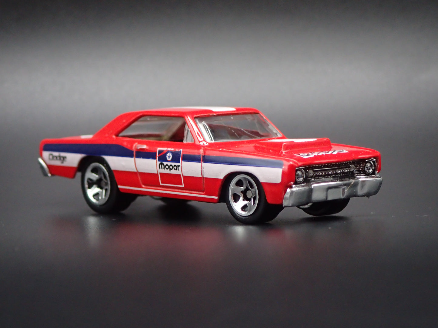1968 68 DODGE DART RED 1:64 SCALE COLLECTIBLE DIORAMA DIECAST MODEL CAR