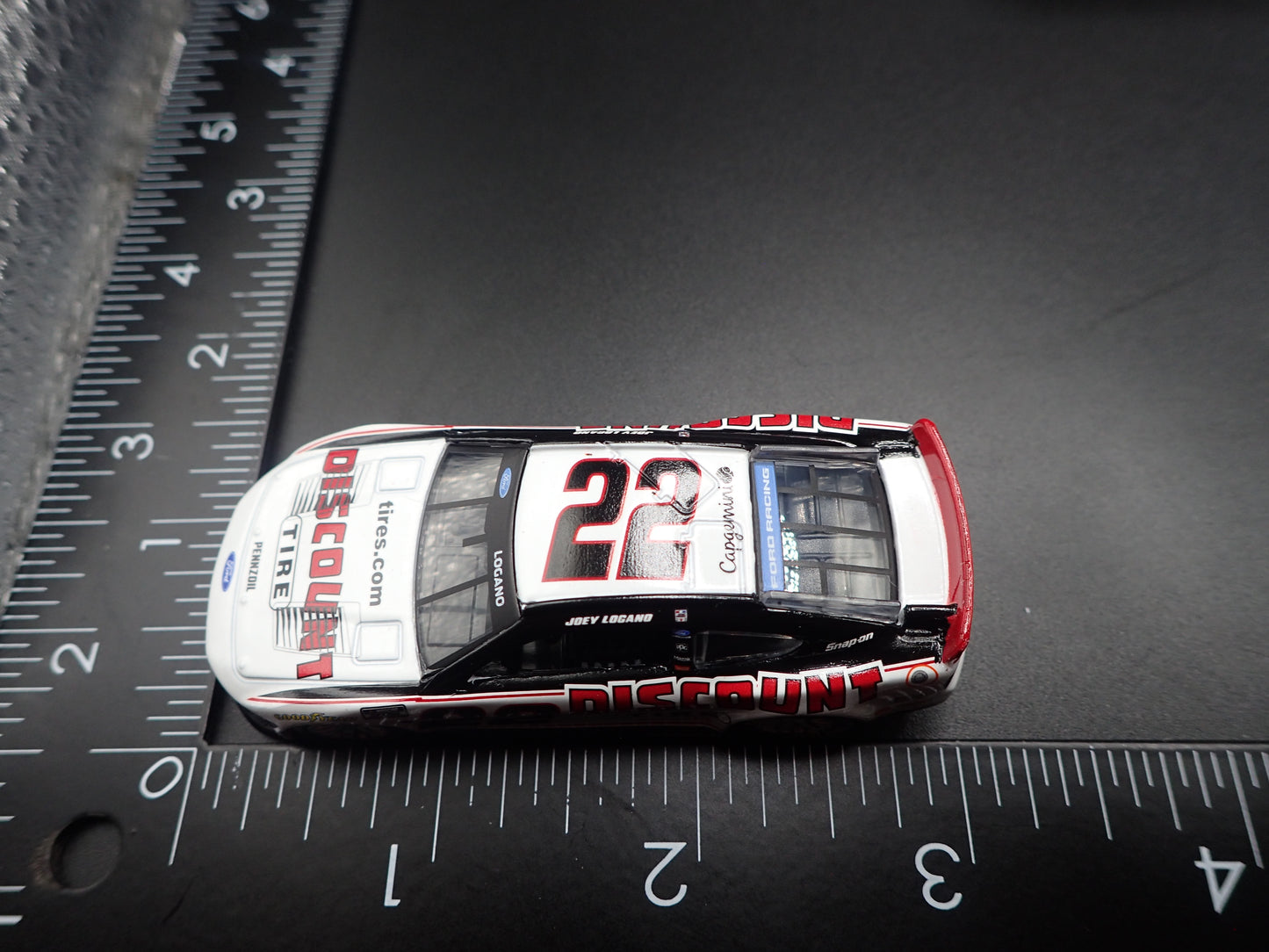 2026 26 FORD MUSTANG 22 JOEY LOGANO DISCOUNT TIRE NASCAR 1:64 SCALE DIECAST CAR