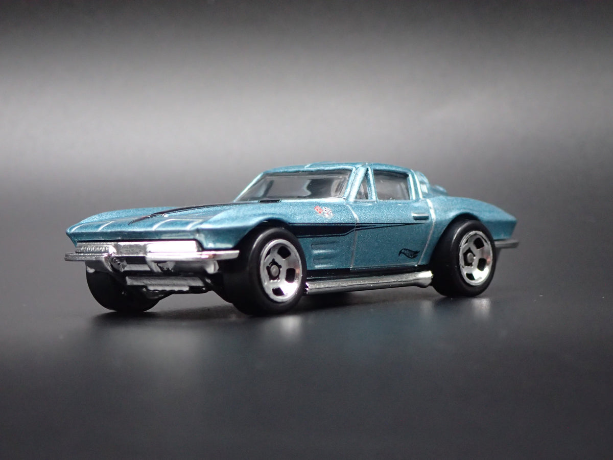 1964 64 CHEVY CHEVROLET CORVETTE STING RAY 1/64 SCALE DIORAMA DIECAST MODEL CAR