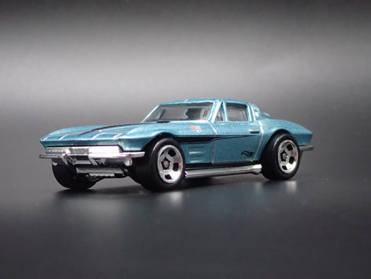 1964 64 CHEVY CHEVROLET CORVETTE STING RAY 1/64 SCALE DIORAMA DIECAST MODEL CAR