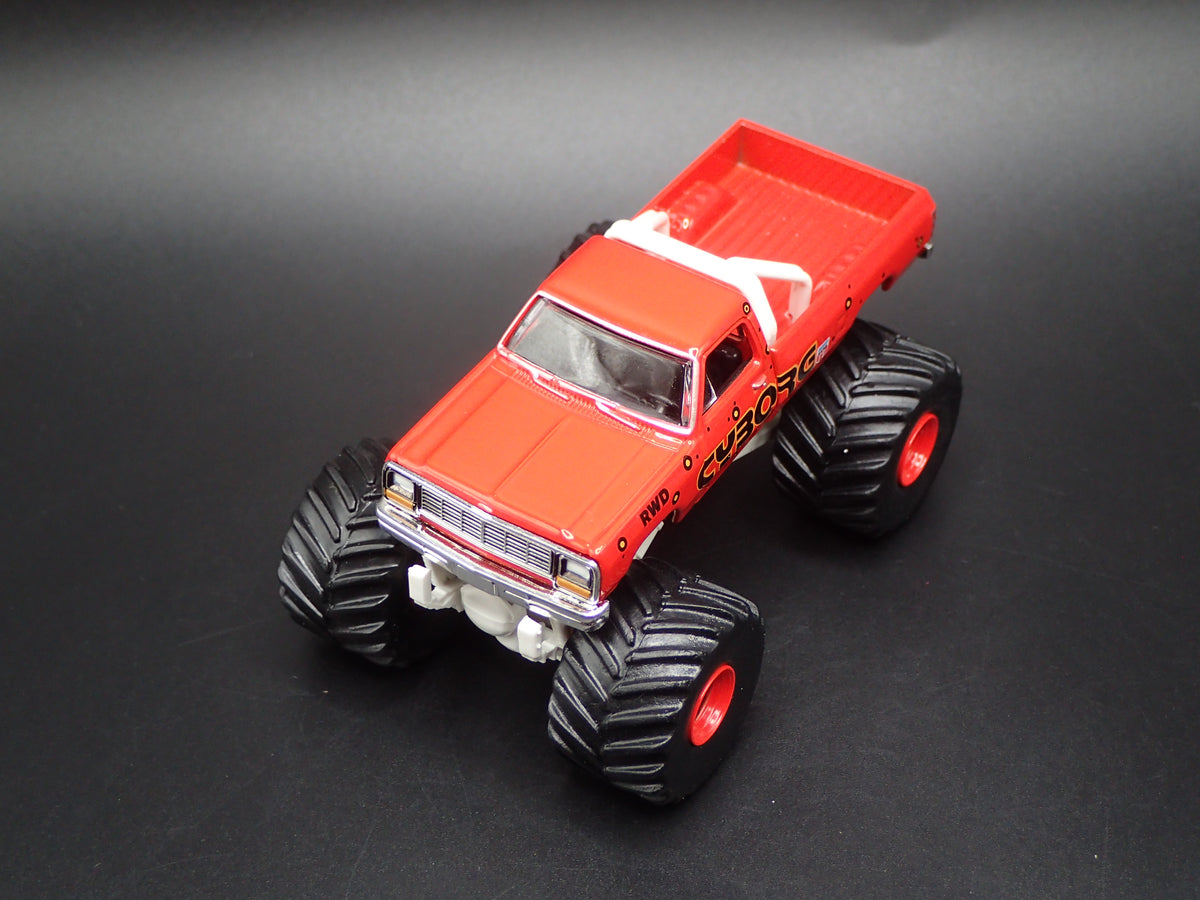 1990 90 DODGE RAM D250 MONSTER TRUCK CYBORG 1/64 SCALE DIECAST MODEL CAR
