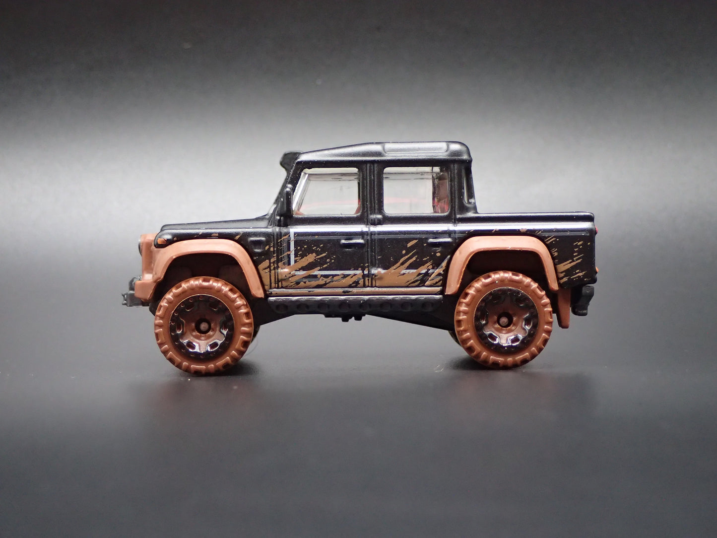 1990-2016 LAND ROVER DEFENDER DOUBLE CAB PICKUP 1/64 SCALE DIECAST MODEL CAR