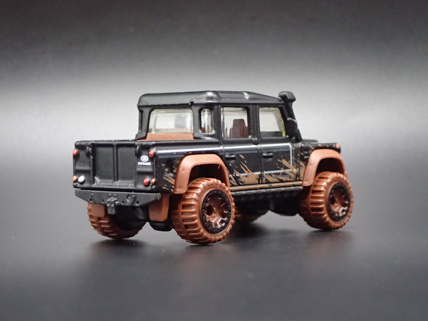 1990-2016 LAND ROVER DEFENDER DOUBLE CAB PICKUP 1/64 SCALE DIECAST MODEL CAR