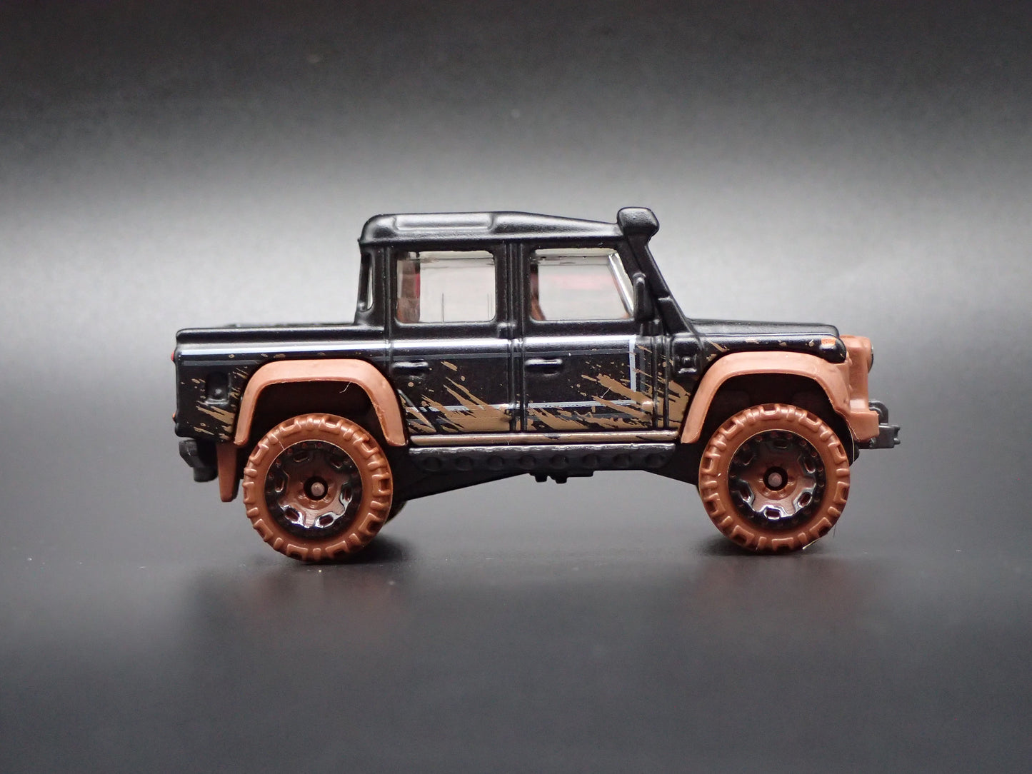 1990-2016 LAND ROVER DEFENDER DOUBLE CAB PICKUP 1/64 SCALE DIECAST MODEL CAR