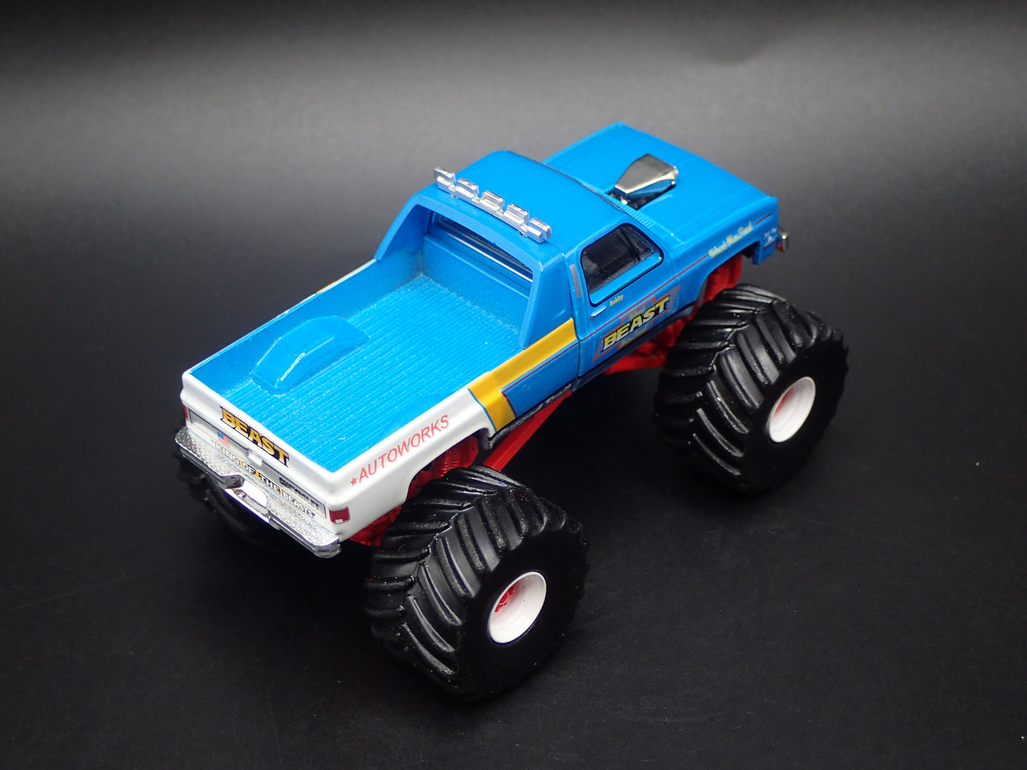 1983 CHEVY CHEVROLET C30 MONSTER TRUCK HOLMANS BEAST 1:64 SCALE DIECAST MODEL CAR