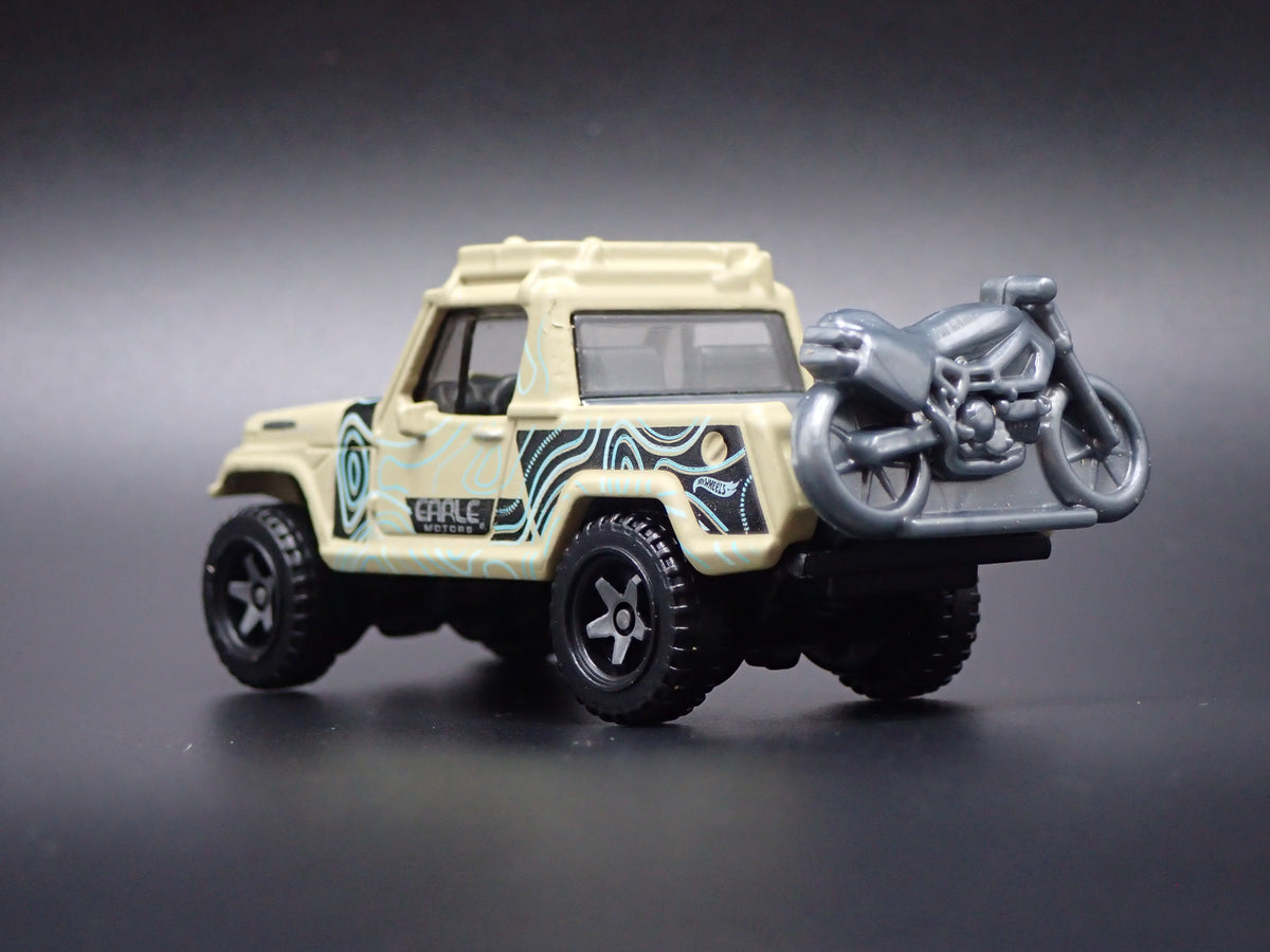 1966 - 1973 JEEP JEEPSTER COMMANDO PICKUP TRUCK 1:64 SCALE DIECAST MODEL CAR