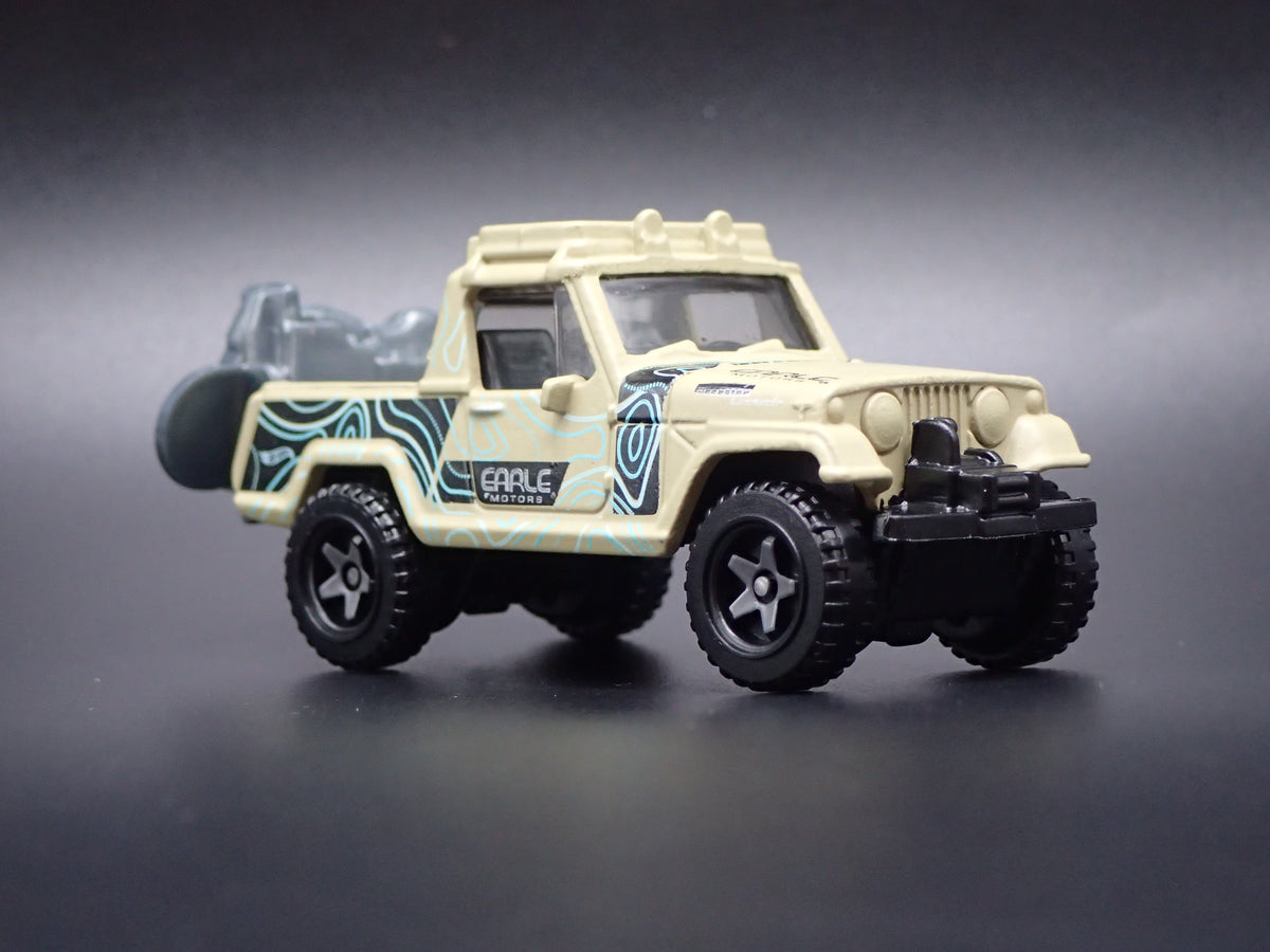 1966 - 1973 JEEP JEEPSTER COMMANDO PICKUP TRUCK 1:64 SCALE DIECAST MODEL CAR