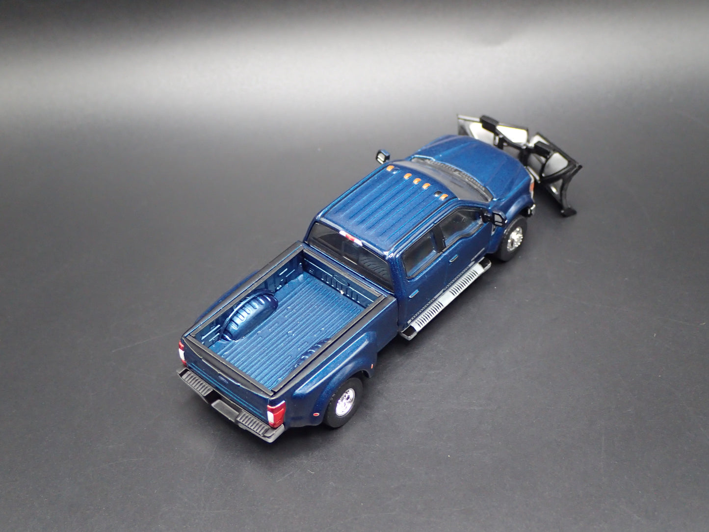 2017-2022 FORD F450 DUALLY TRUCK w SNOW PLOW 1:64 SCALE COLLECTIBLE DIECAST CAR