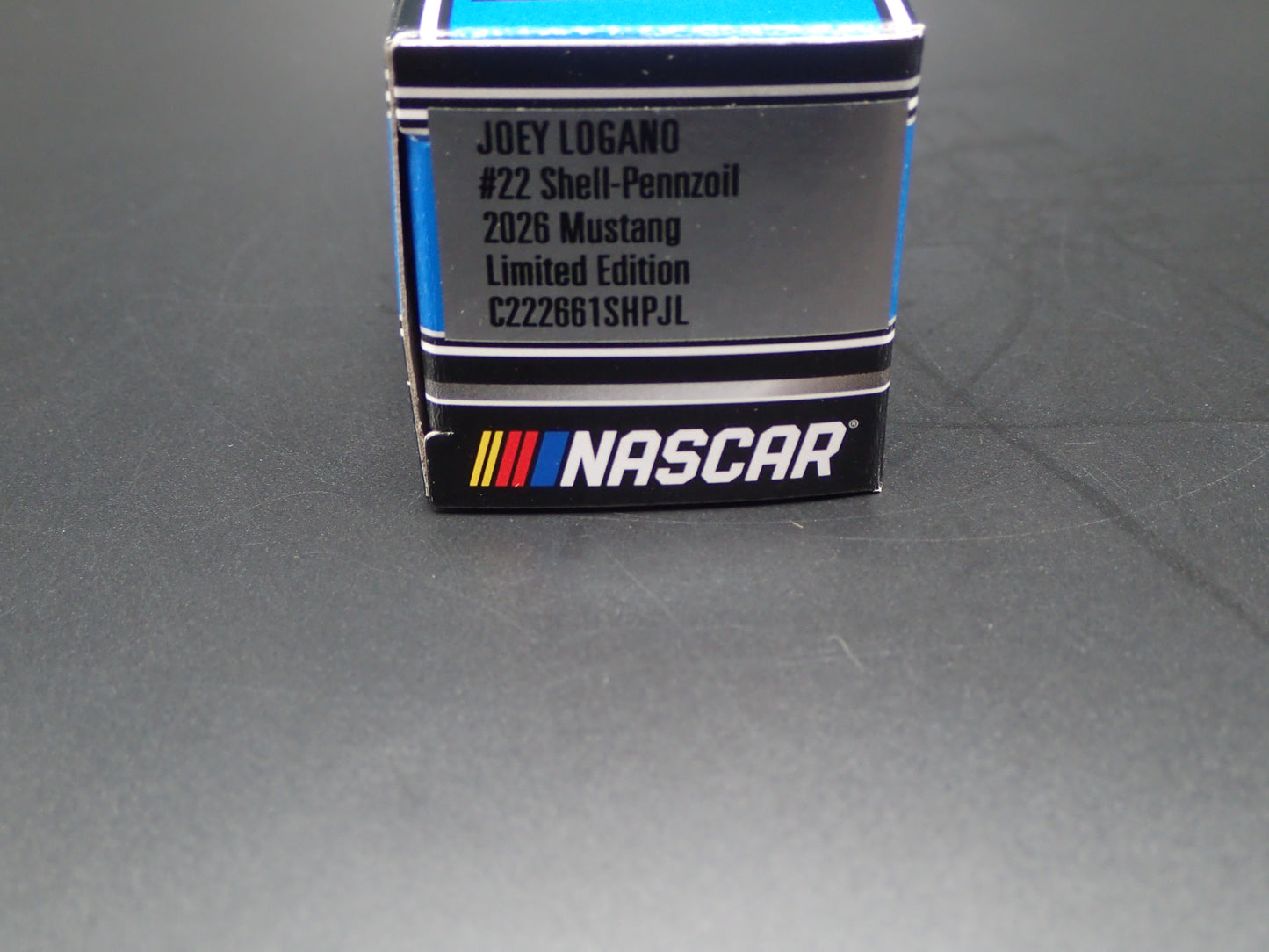 2026 26 FORD MUSTANG 22 JOEY LOGANO PENNZOIL NASCAR 1:64 SCALE DIECAST MODEL CAR