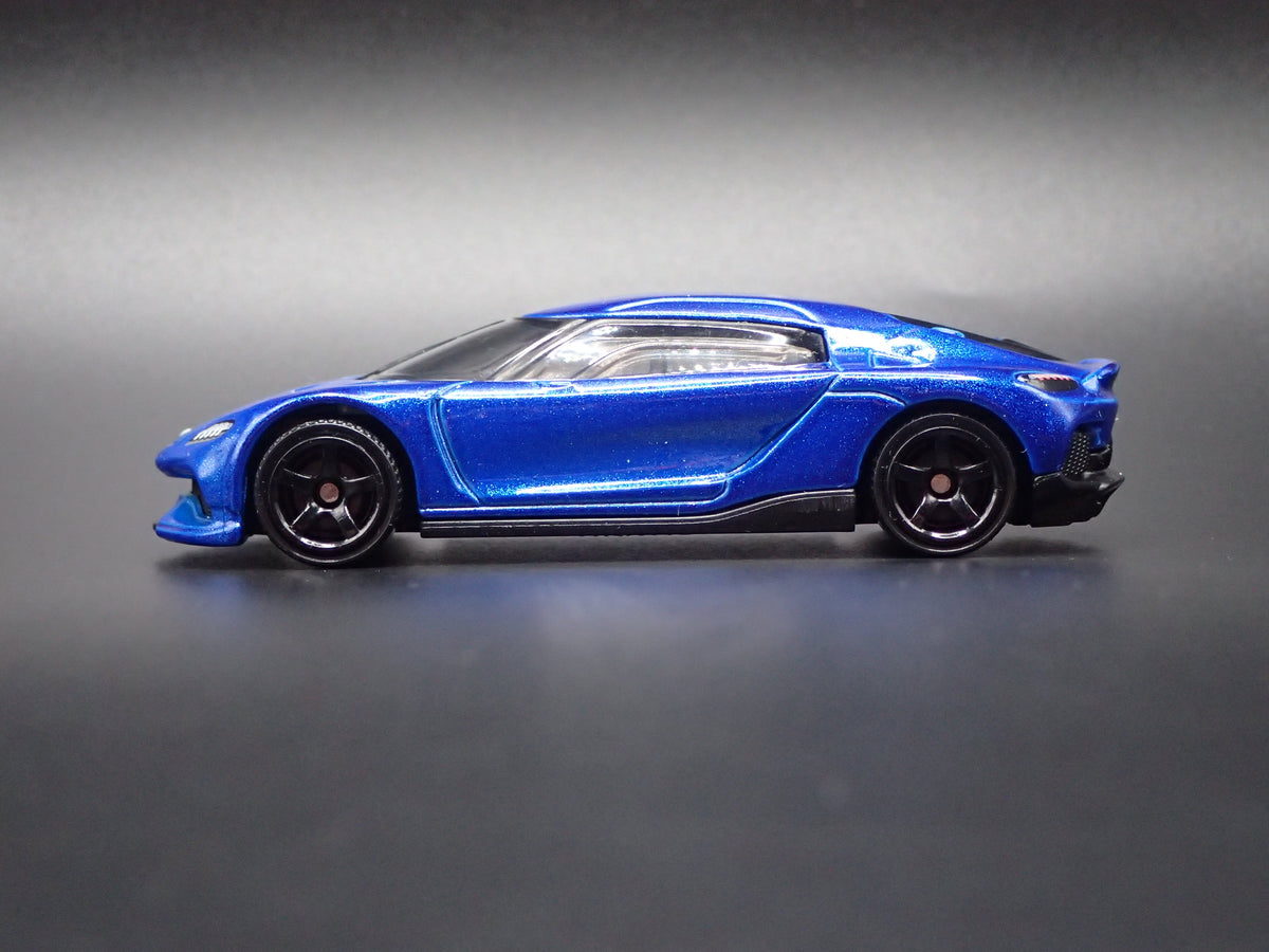 2024-2025 KOENIGSEGG GEMERA SUPER CAR BLUE 1:64 SCALE DIORAMA DIECAST MODEL CAR