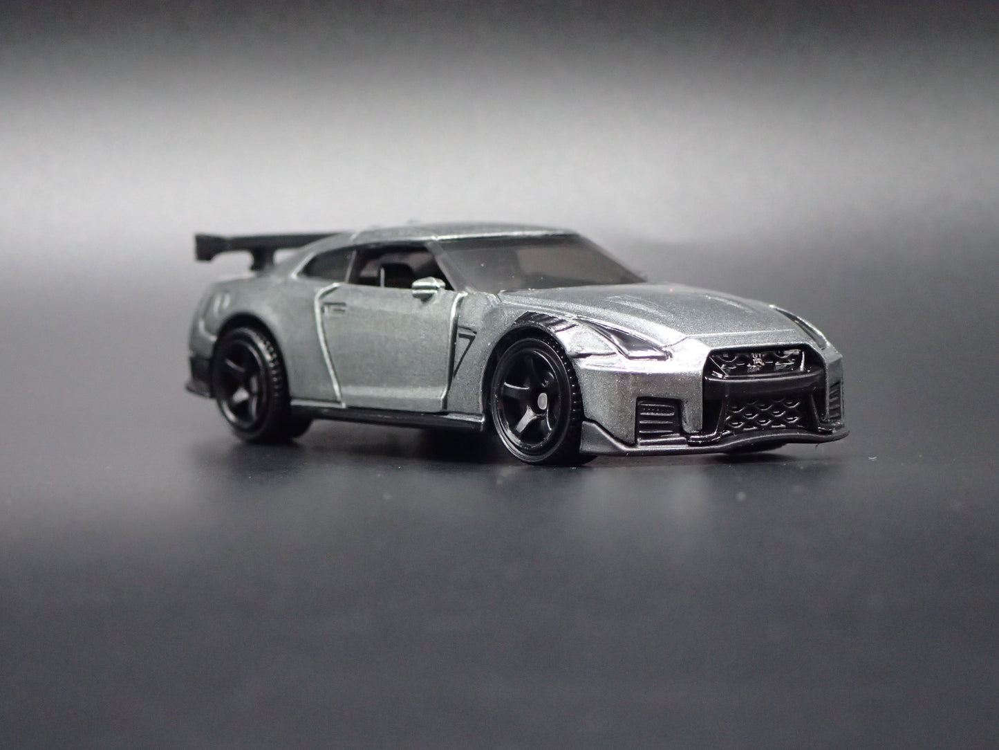 2007-2025 NISSAN GTR R35 NISMO GRAY 1:64 SCALE COLLECTIBLE DIECAST MODEL CAR