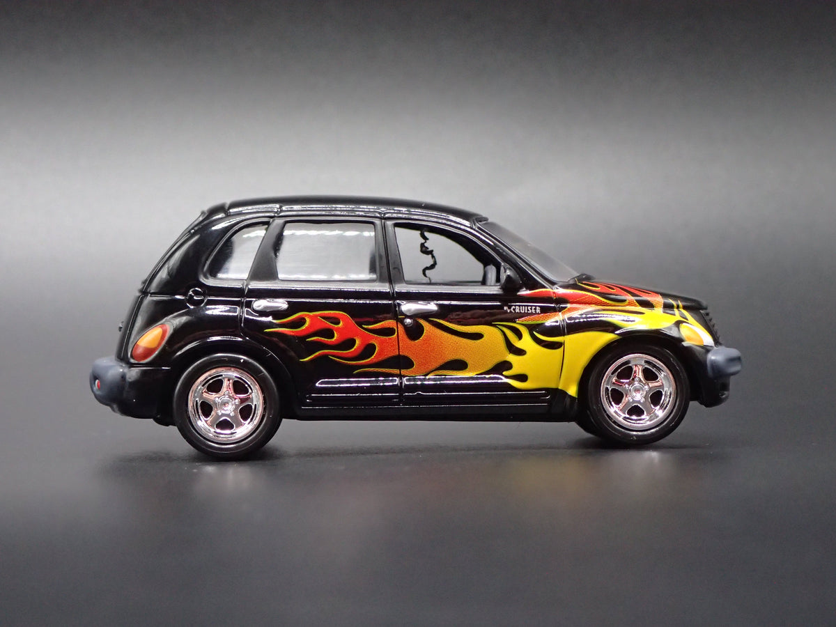 2001-2010 CHRYSLER PT CRUISER BLACK 1/64 SCALE COLLECTIBLE DIECAST MODEL CAR