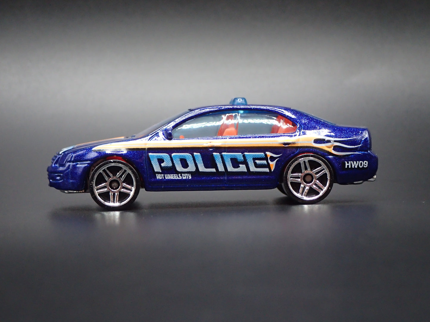 FORD FUSION POLICE CAR BLUE 1:64 SCALE COLLECTIBLE DIECAST MODEL CAR