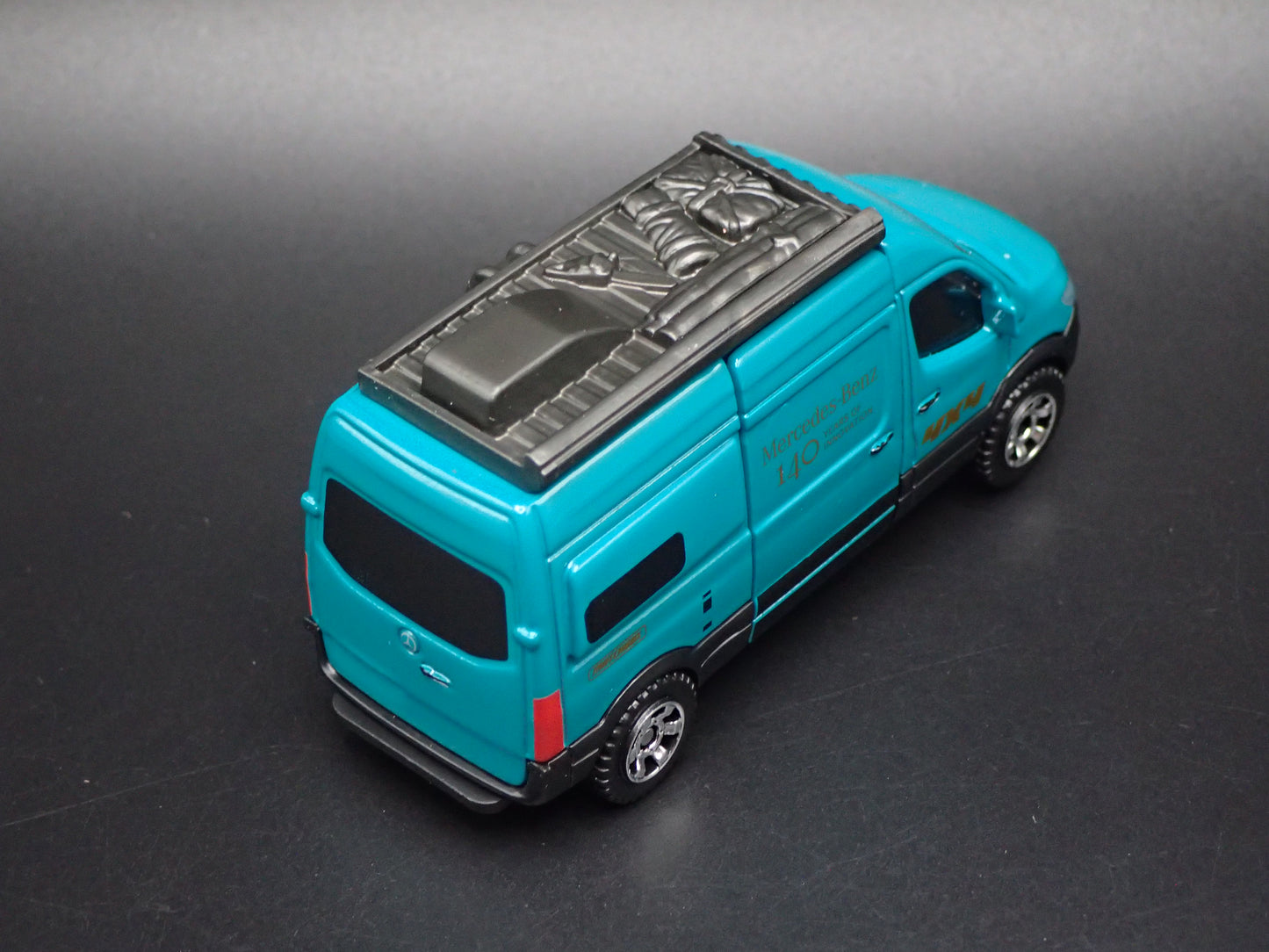 MERCEDES BENZ SPRINTER VAN GREEN 1/64 MB SCALE DIORAMA DIECAST MODEL CAR