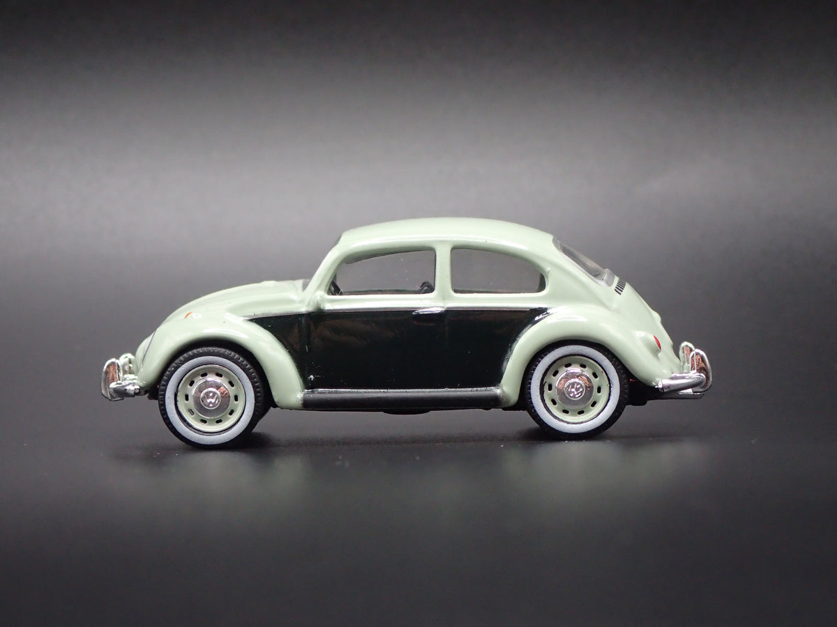 1960-1967 VW VOLKSWAGEN CLASSIC BEETLE BUG 1:64 SCALE DIORAMA DIECAST MODEL CAR