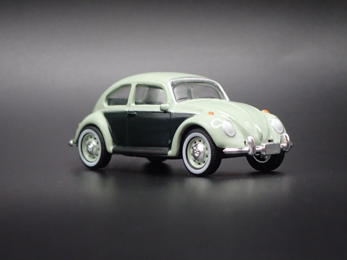 1960-1967 VW VOLKSWAGEN CLASSIC BEETLE BUG 1:64 SCALE DIORAMA DIECAST MODEL CAR