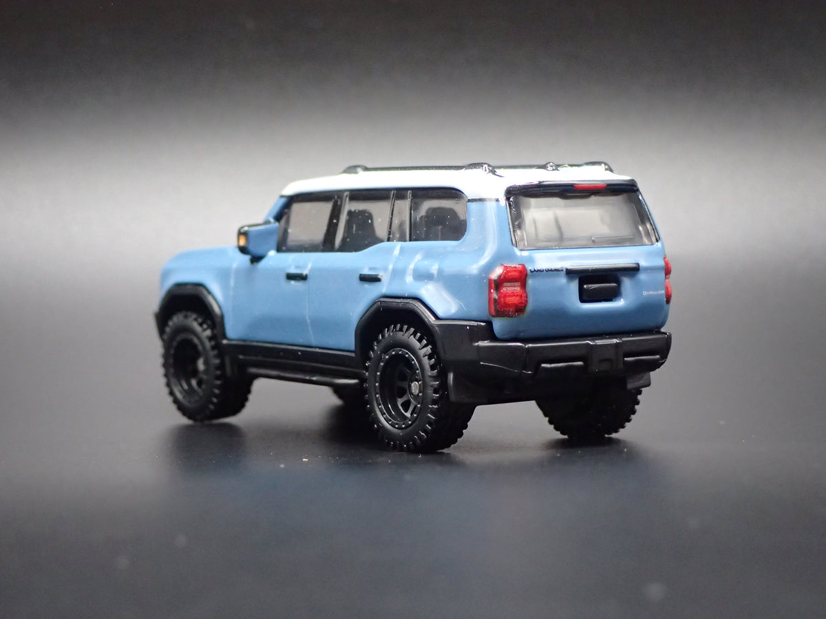 2023-2026 TOYOTA LAND CRUISER 1/64 SCALE COLLECTIBLE DIORAMA DIECAST MODEL CAR