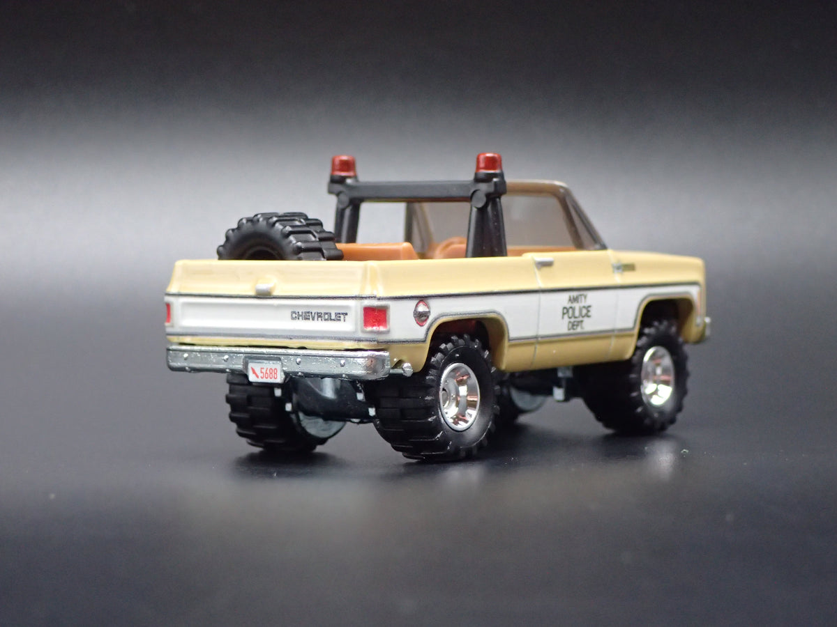 1975 75 CHEVY CHEVROLET BLAZER AMITY POLICE DEPT 1/64 SCALE DIECAST MODEL CAR