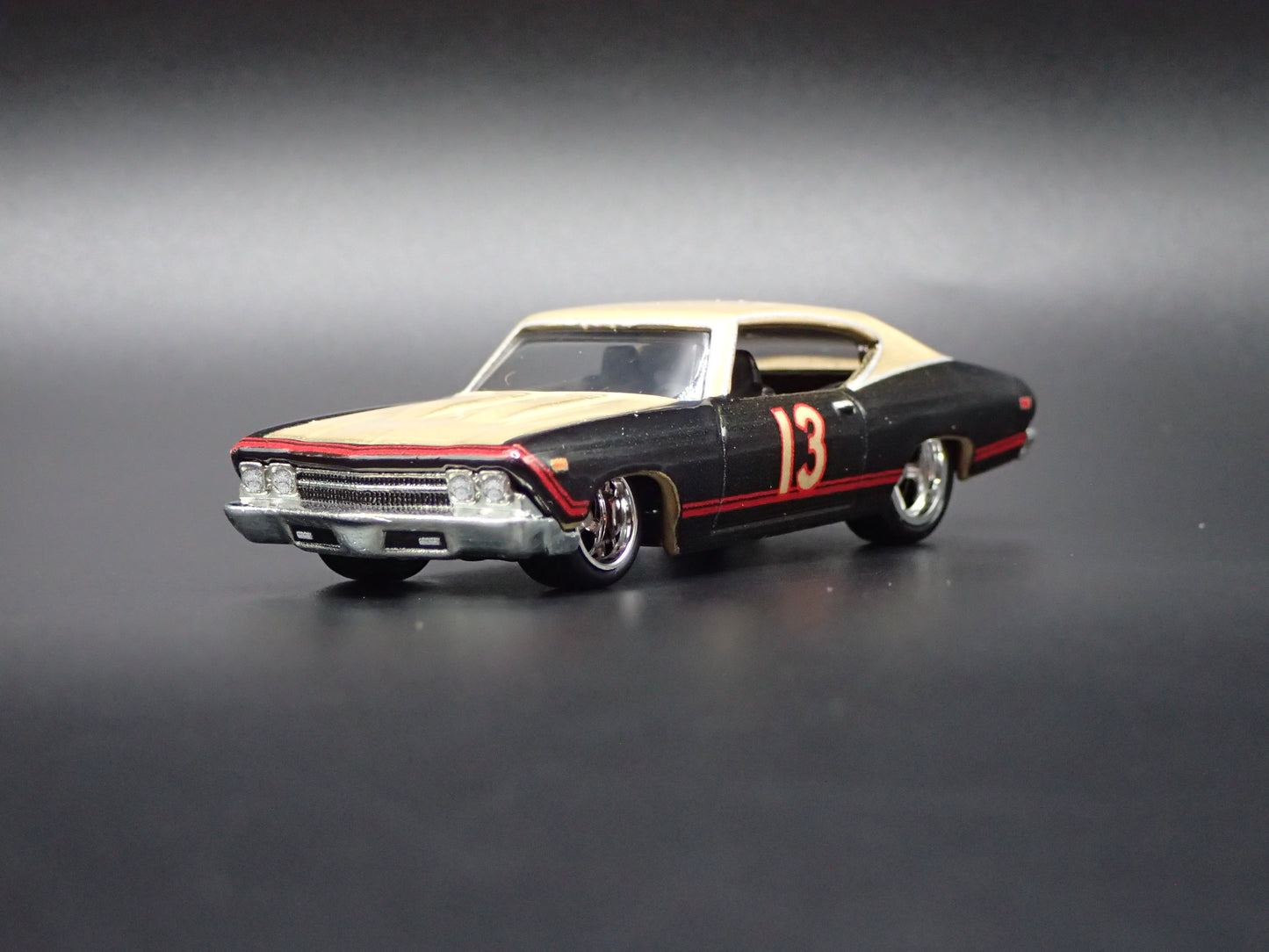 1969 69 CHEVY CHEVROLET CHEVELLE SS 396 TALLADEGA NIGHTS 1/64 SCALE DIECAST CAR