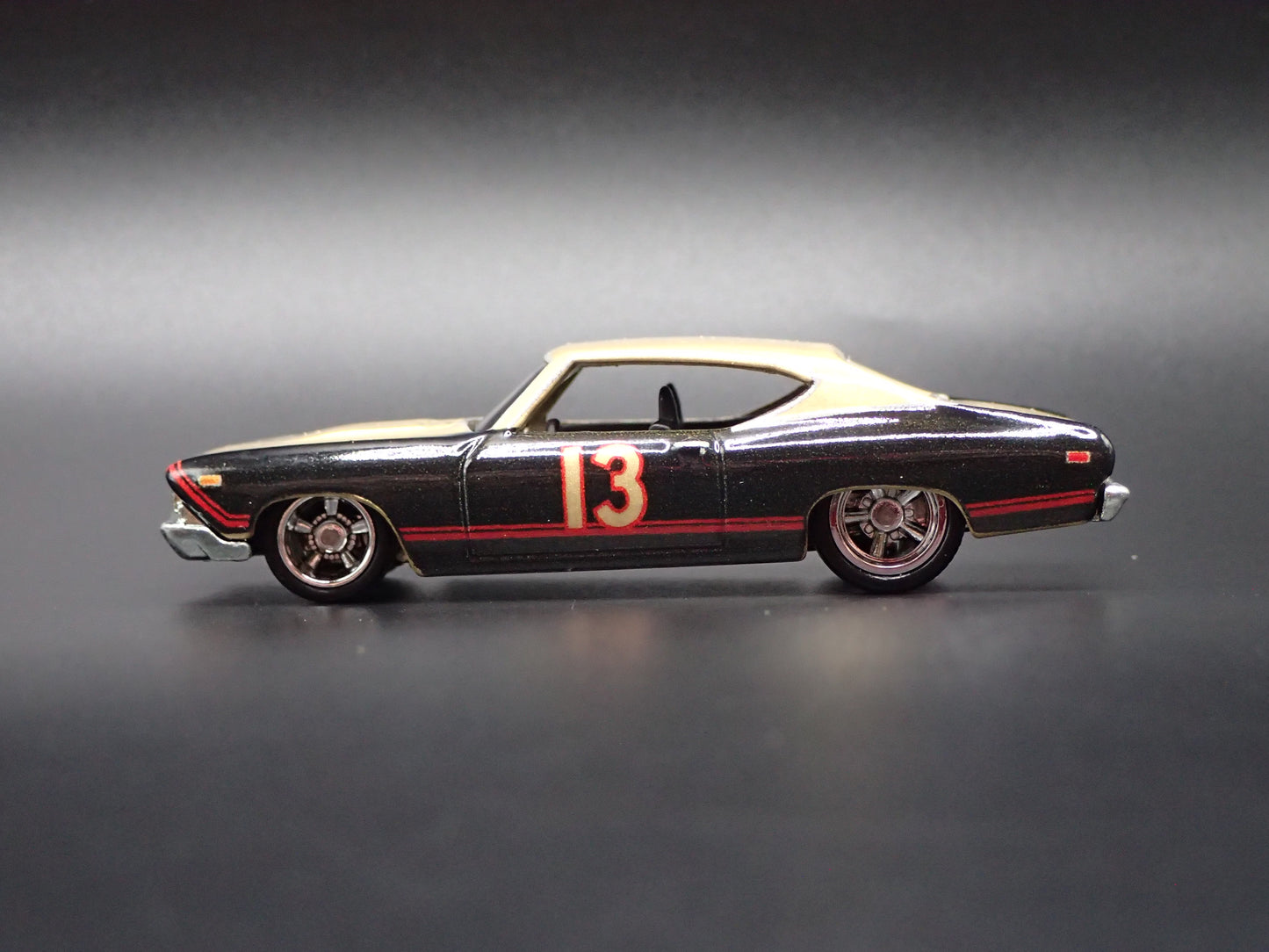 1969 69 CHEVY CHEVROLET CHEVELLE SS 396 TALLADEGA NIGHTS 1/64 SCALE DIECAST CAR