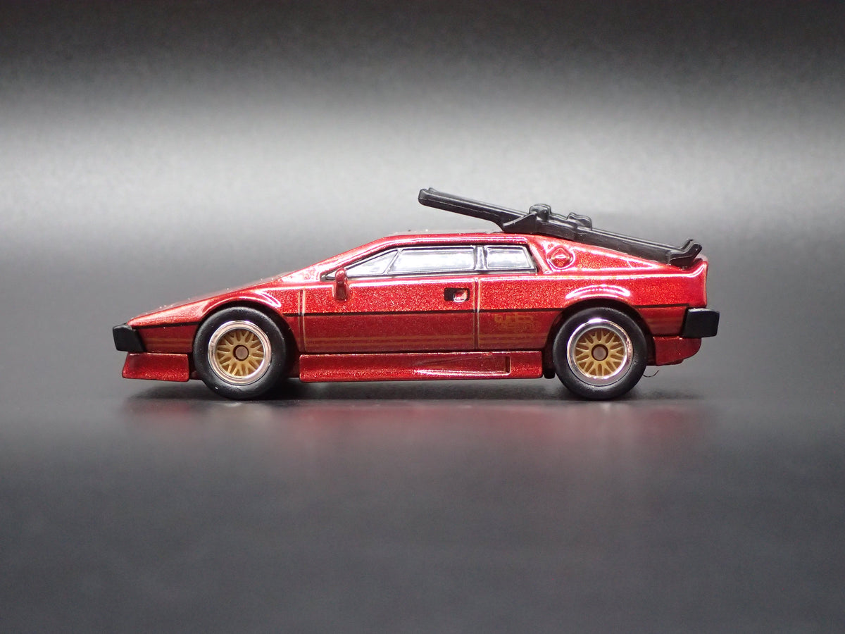 1988-1994 LOTUS ESPRIT TURBO JAMES BOND 007 1:64 SCALE DIECAST MODEL CAR