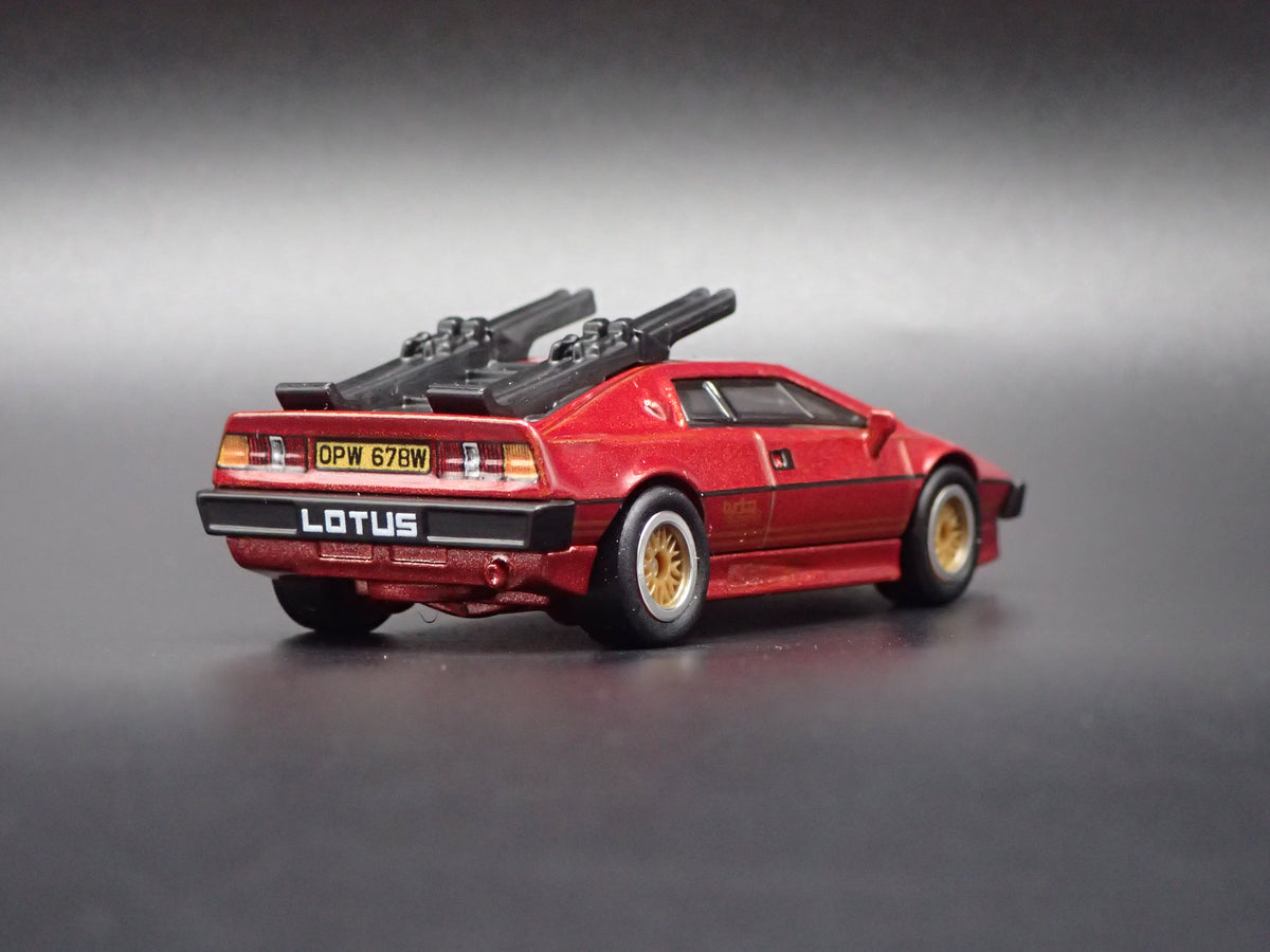 1988-1994 LOTUS ESPRIT TURBO JAMES BOND 007 1:64 SCALE DIECAST MODEL CAR
