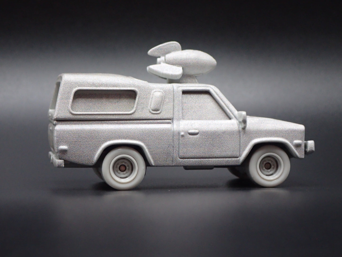 DISNEYS TOY STORY PIZZA PLANET TOYOTA TRUCK GOOD DINOSAUR 1:64 SCALE DIECAST CAR