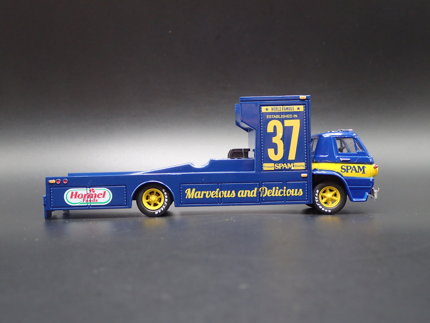 1966 66 DODGE L600 COE RAMP TRUCK HAULER SPAM BLUE 1:64 SCALE DIECAST MODEL CAR