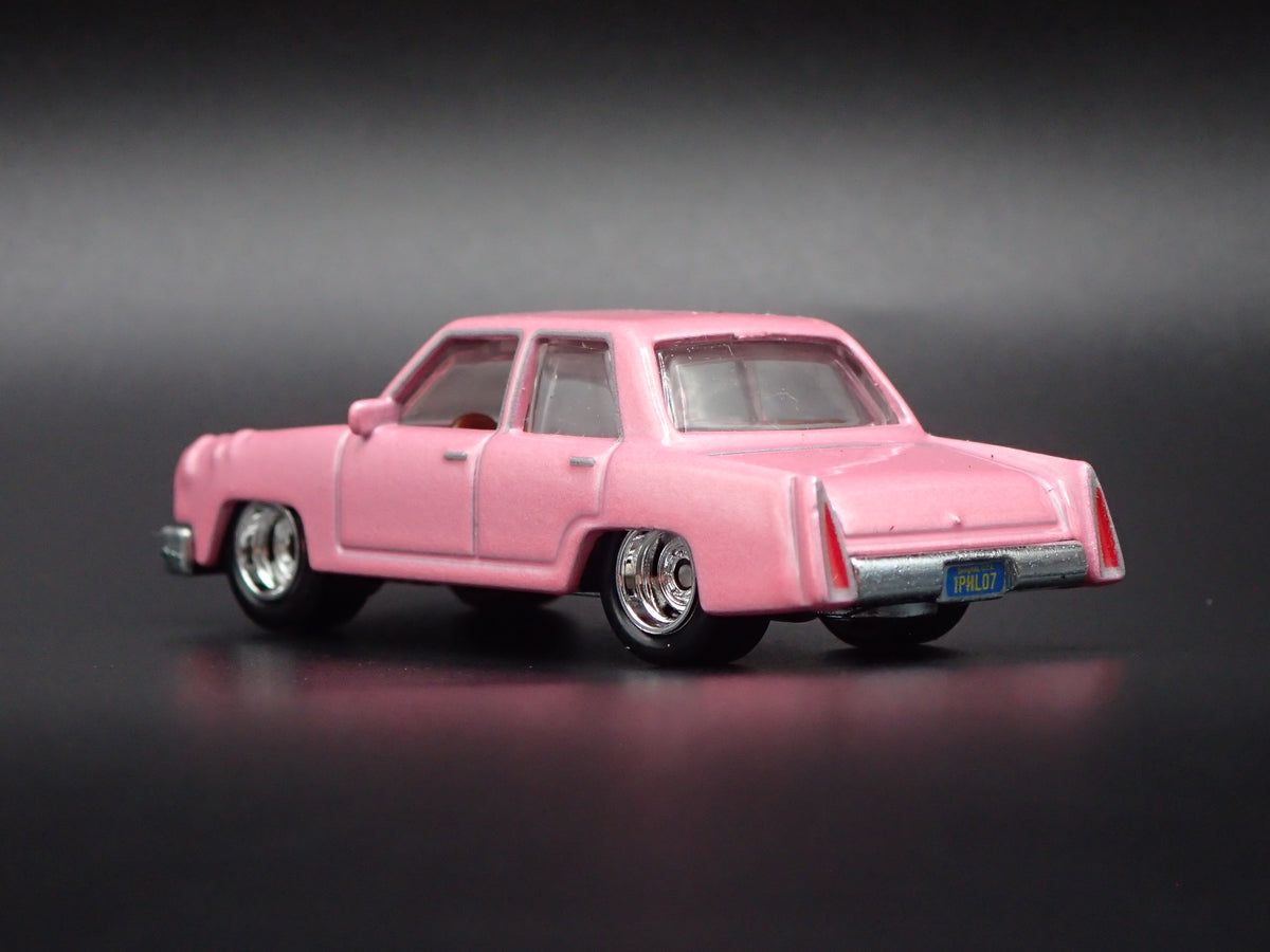1973 73 PLYMOUTH VALIANT SIMPSONS FAMILY CAR PINK 1/64 SCALE DIECAST MODEL CAR