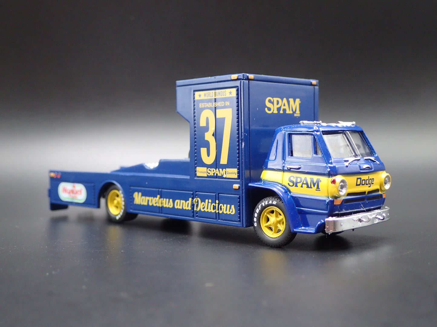 1966 66 DODGE L600 COE RAMP TRUCK HAULER SPAM BLUE 1:64 SCALE DIECAST MODEL CAR