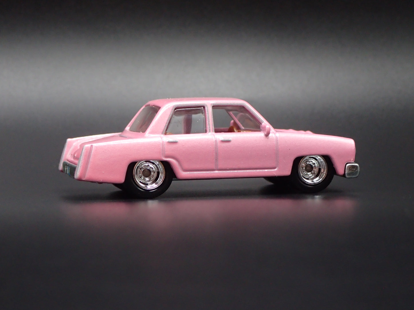 1973 73 PLYMOUTH VALIANT SIMPSONS FAMILY CAR PINK 1/64 SCALE DIECAST MODEL CAR