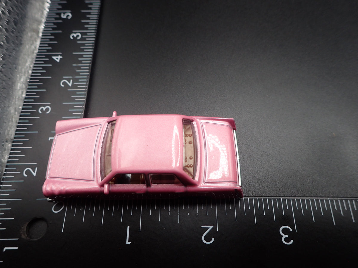 1973 73 PLYMOUTH VALIANT SIMPSONS FAMILY CAR PINK 1/64 SCALE DIECAST MODEL CAR