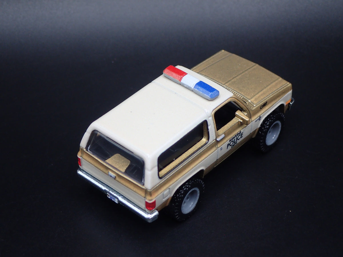 1985 85 CHEVY CHEVROLET K5 BLAZER HAWKINS POLICE SQUAREBODY 1:64 DIECAST CAR