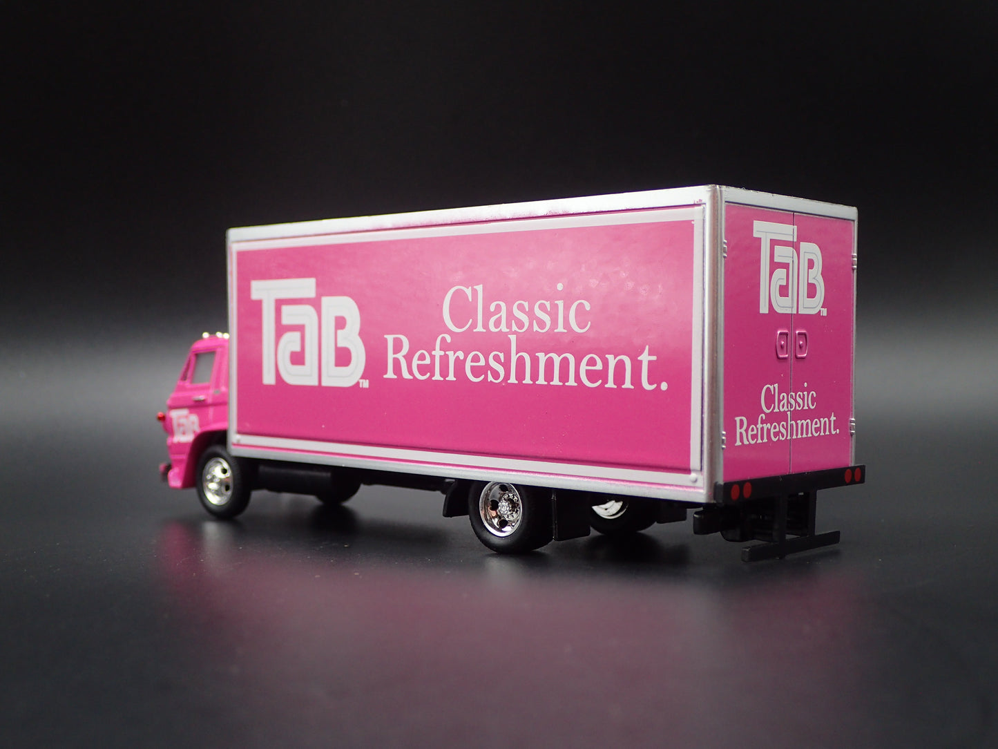 1969 69 DODGE L600 COE BOX TRUCK TAB 1:64 SCALE COLLECTIBLE DIECAST MODEL CAR