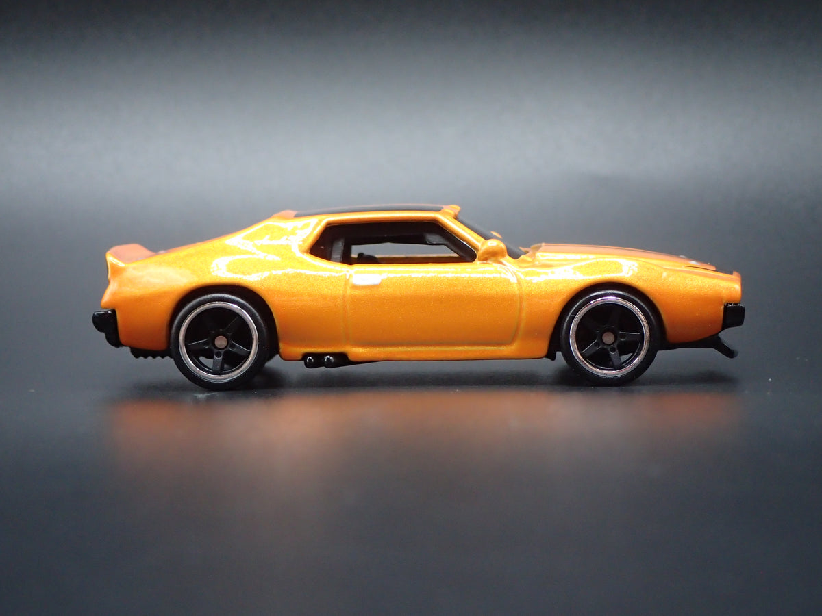 1971 71 AMC JAVELIN AMX ORANGE 1:64 SCALE COLLECTIBLE DIECAST MODEL CAR