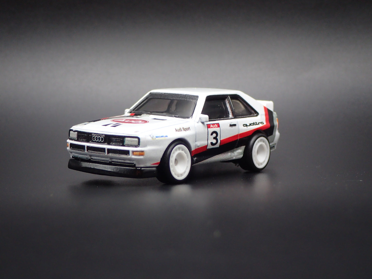 1980-1991 AUDI SPORT QUATTRO WHITE 1:64 SCALE COLLECTIBLE DIECAST MODEL CAR