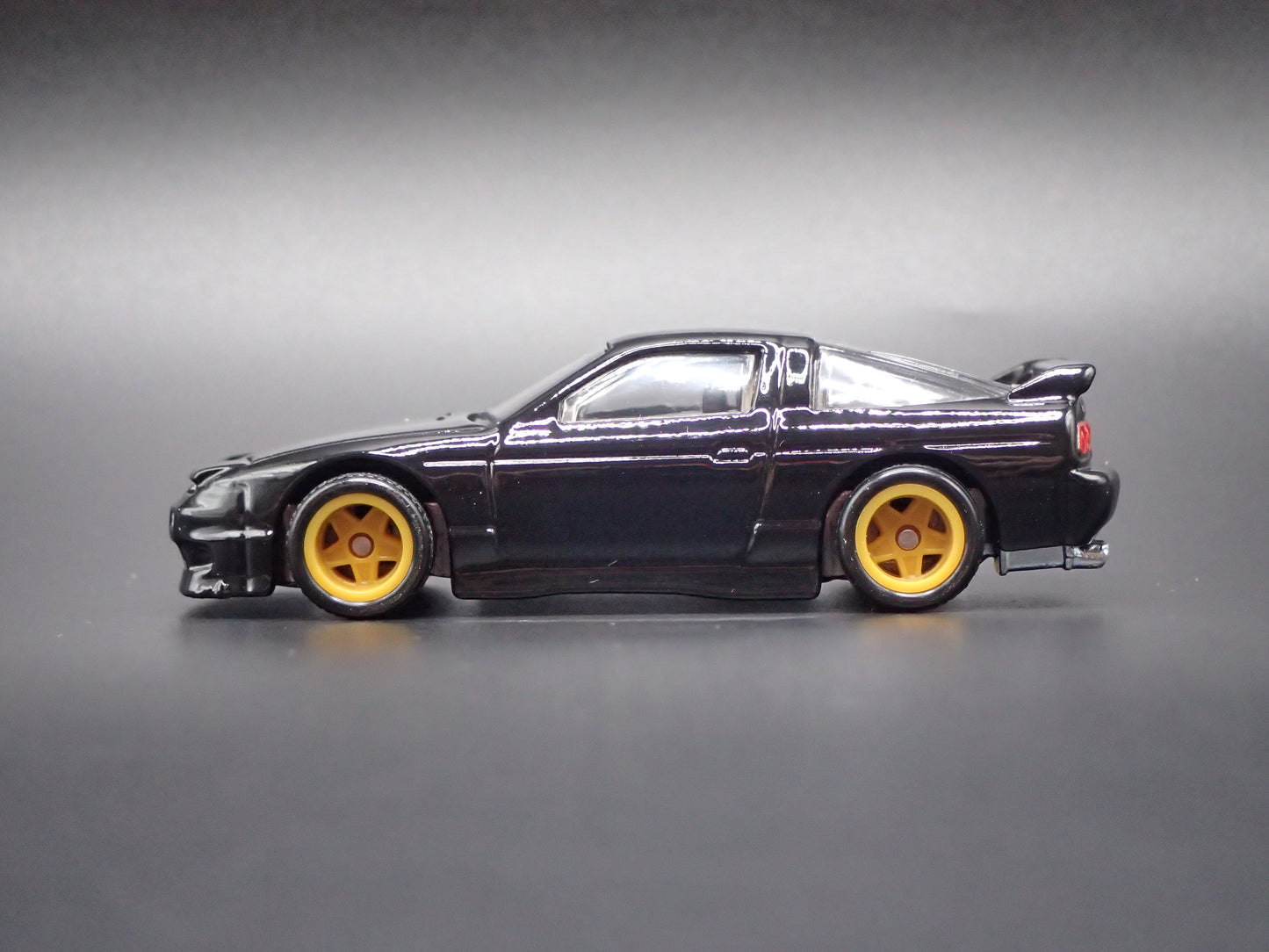 1989-1998 NISSAN 180SX TYPE X 1:64 SCALE COLLECTIBLE DIORAMA DIECAST MODEL CAR
