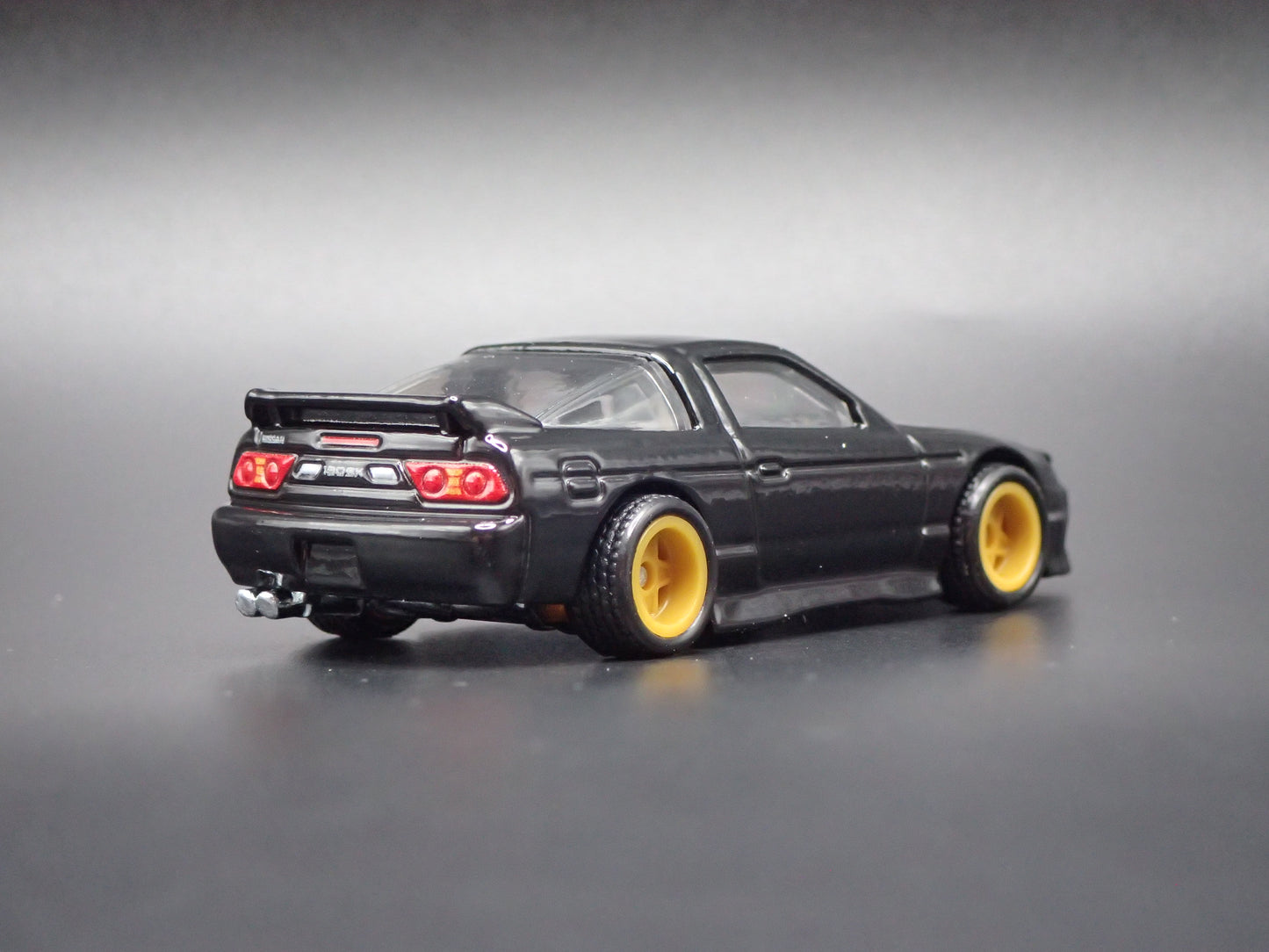 1989-1998 NISSAN 180SX TYPE X 1:64 SCALE COLLECTIBLE DIORAMA DIECAST MODEL CAR