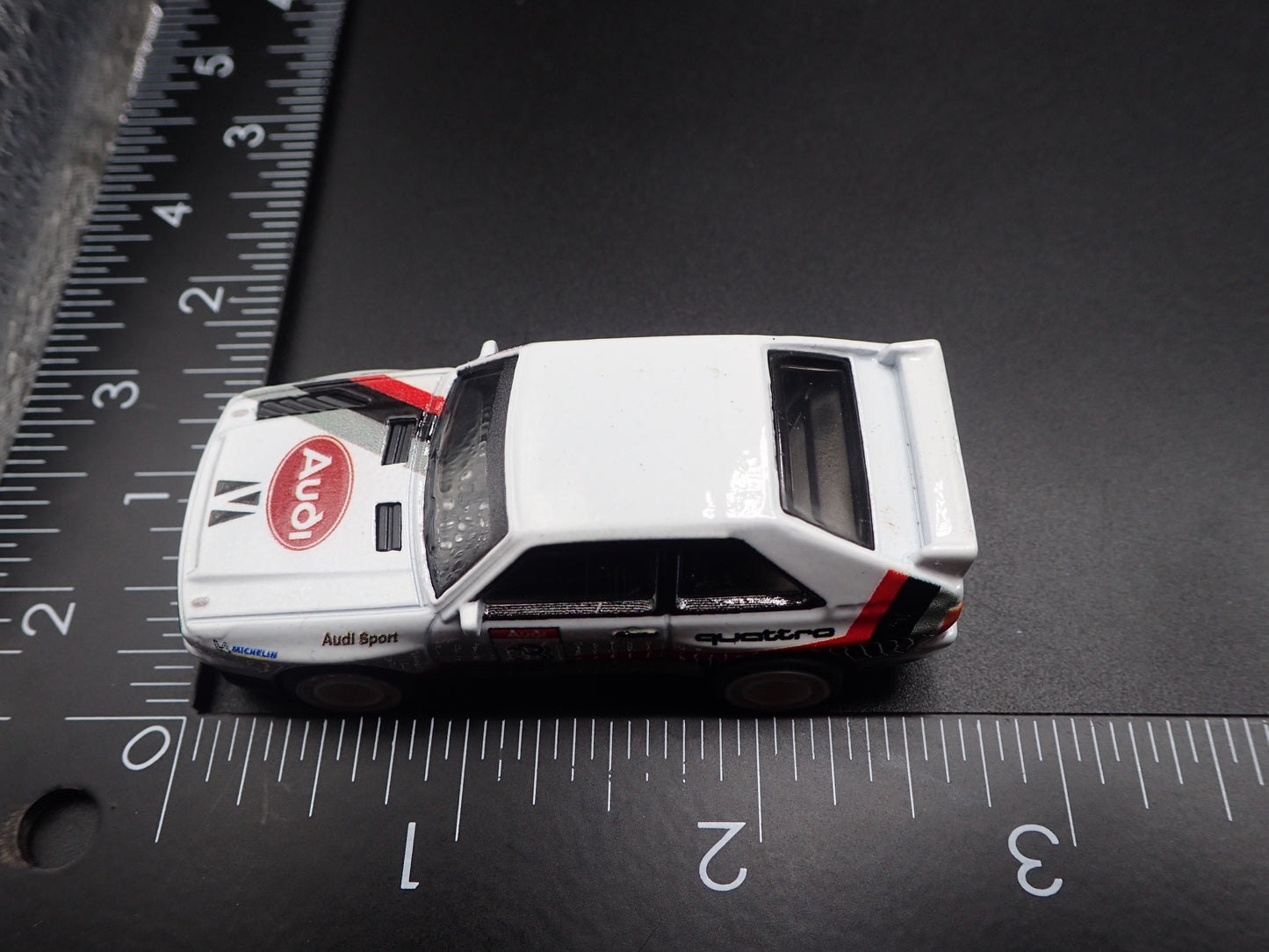 1980-1991 AUDI SPORT QUATTRO WHITE 1:64 SCALE COLLECTIBLE DIECAST MODEL CAR