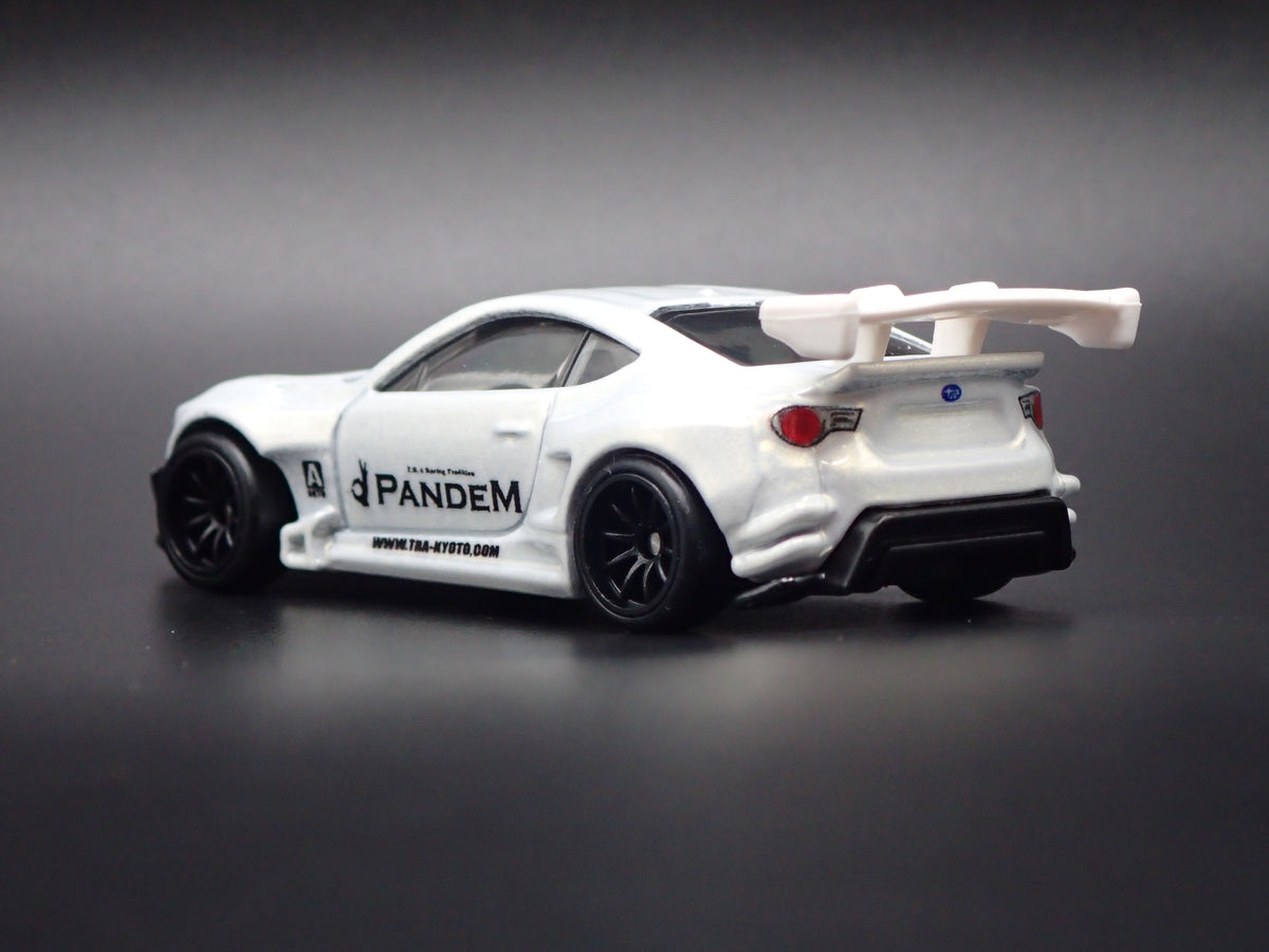 2013-2020 PANDEM SUBARU BRZ 1:64 SCALE COLLECTIBLE DIORAMA DIECAST MODEL CAR