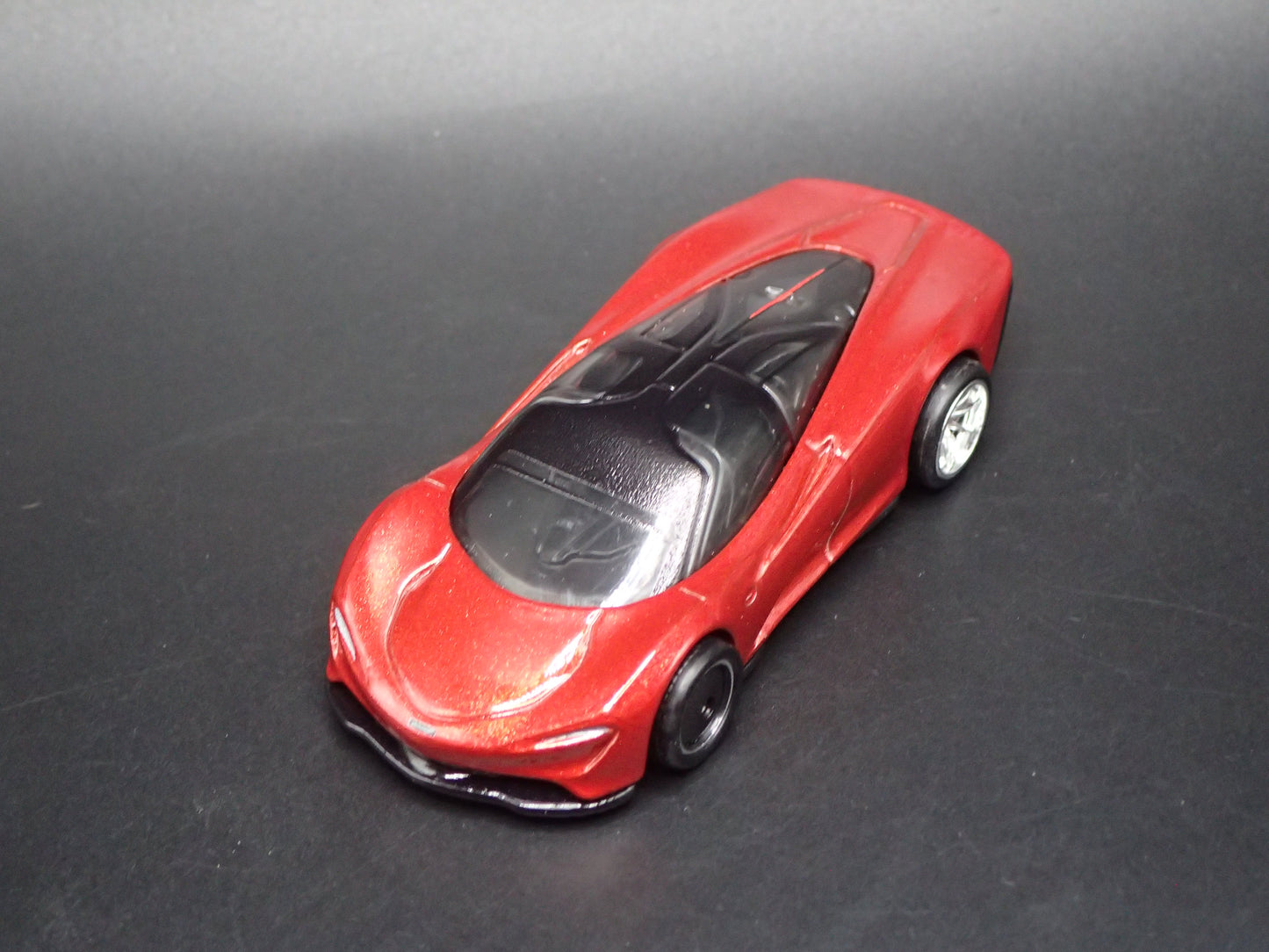 2020 20 MCLAREN SPEEDTAIL SUPER CAR 1:64 SCALE DIORAMA DIECAST MODEL CAR
