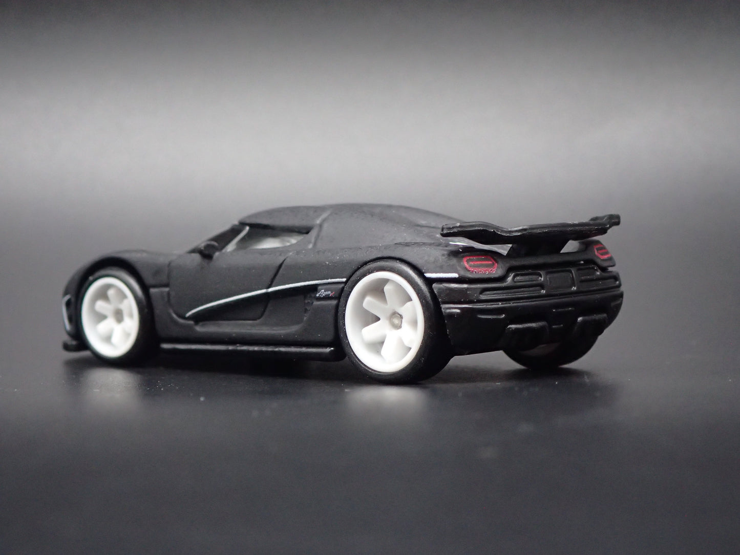 2011-2014 KOENIGSEGG AGERA R SUPERCAR BLACK 1:64 SCALE DIECAST MODEL CAR
