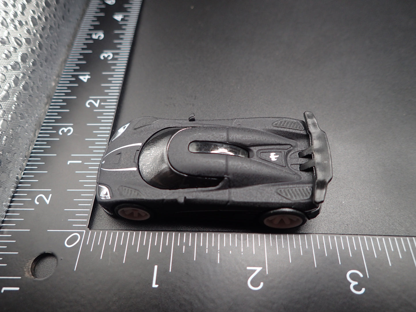 2011-2014 KOENIGSEGG AGERA R SUPERCAR BLACK 1:64 SCALE DIECAST MODEL CAR