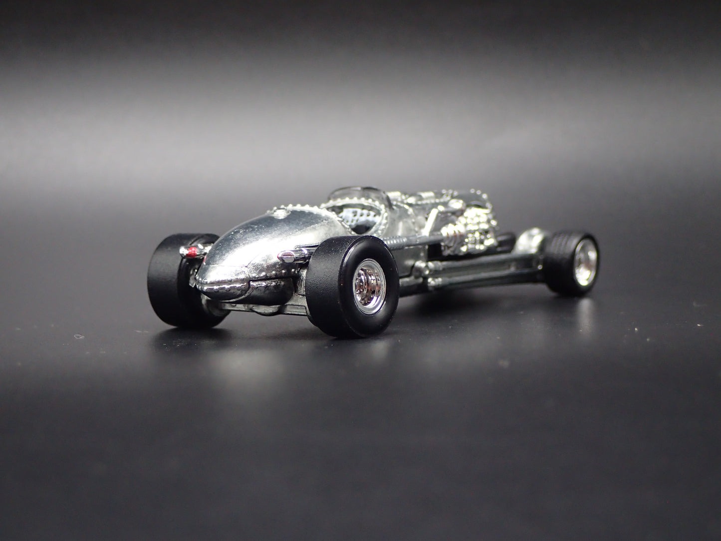 SAUBER-MERCEDES-BENZ C9 SILVER 1:64 SCALE COLLECTIBLE DIECAST MODEL CAR