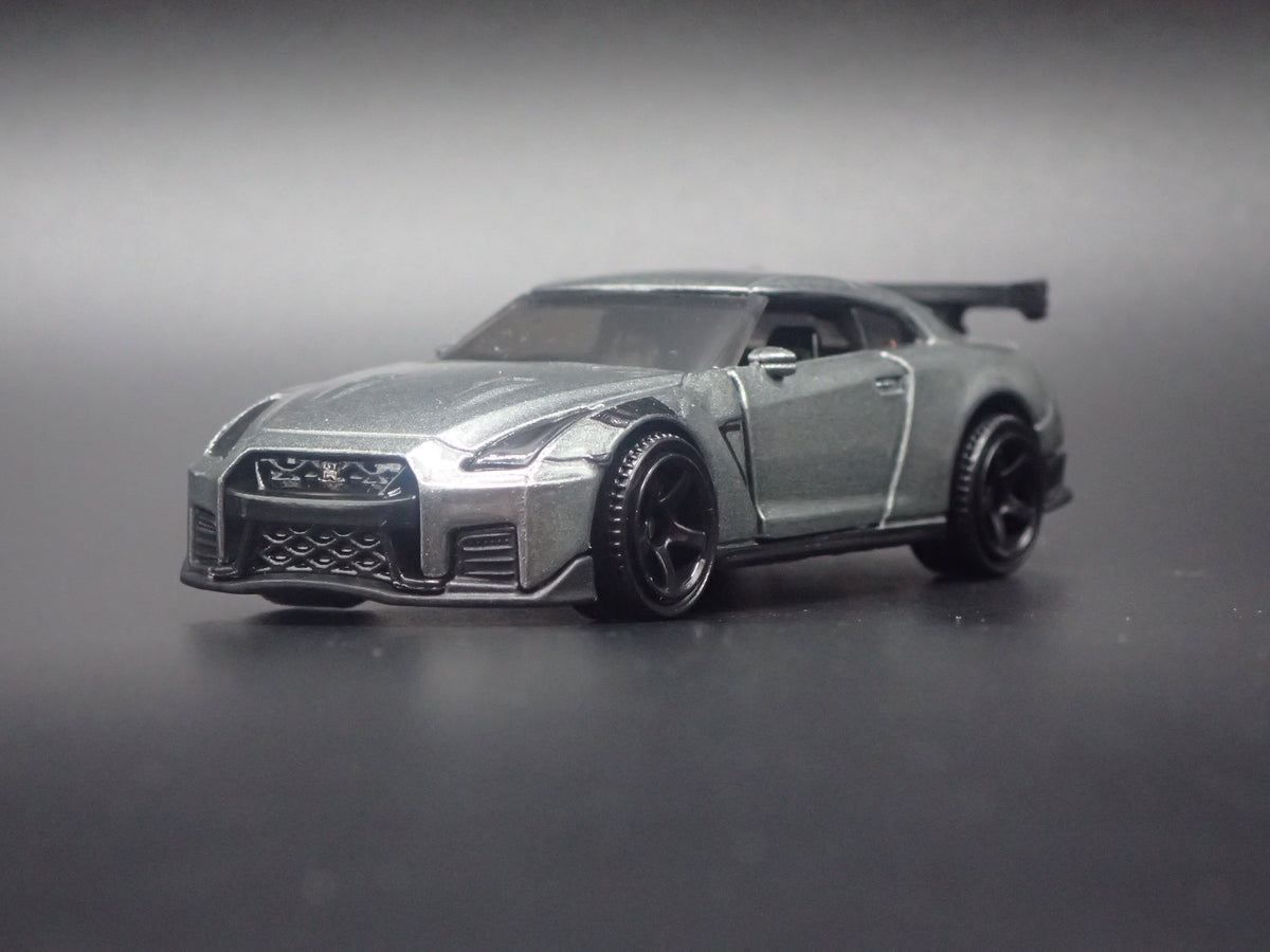 2007-2025 NISSAN GTR R35 NISMO GRAY 1:64 SCALE COLLECTIBLE DIECAST MODEL CAR-Burning Rubber Toy Company